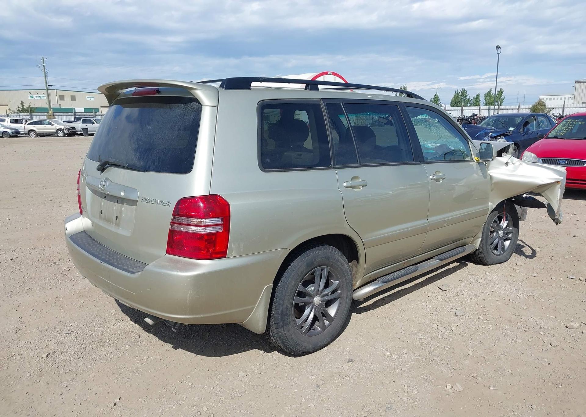 2003 TOYOTA HIGHLANDER LIMITED