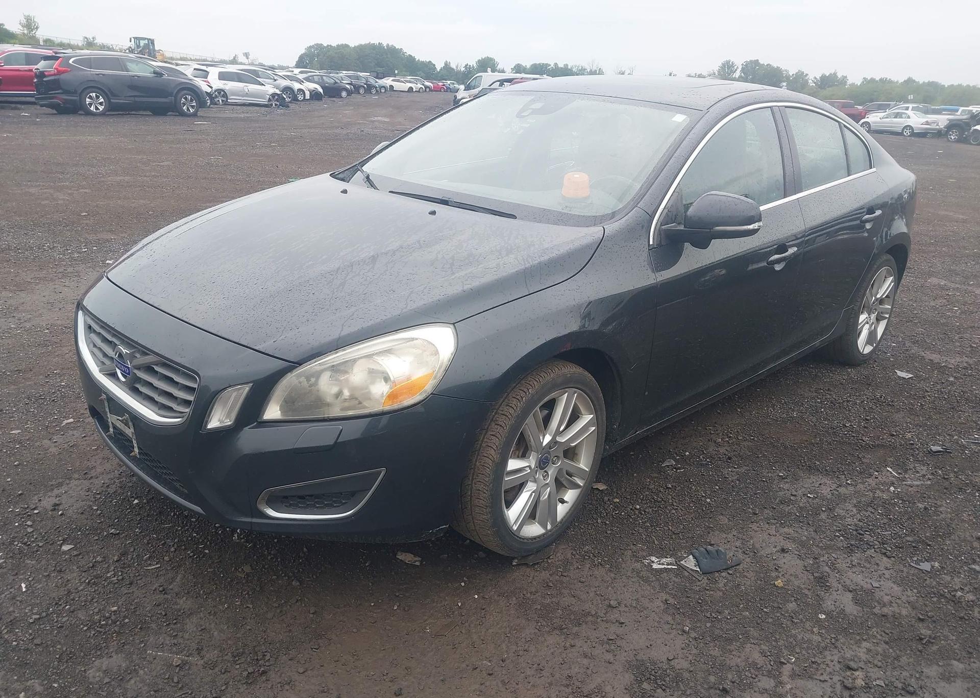 2012 VOLVO S60