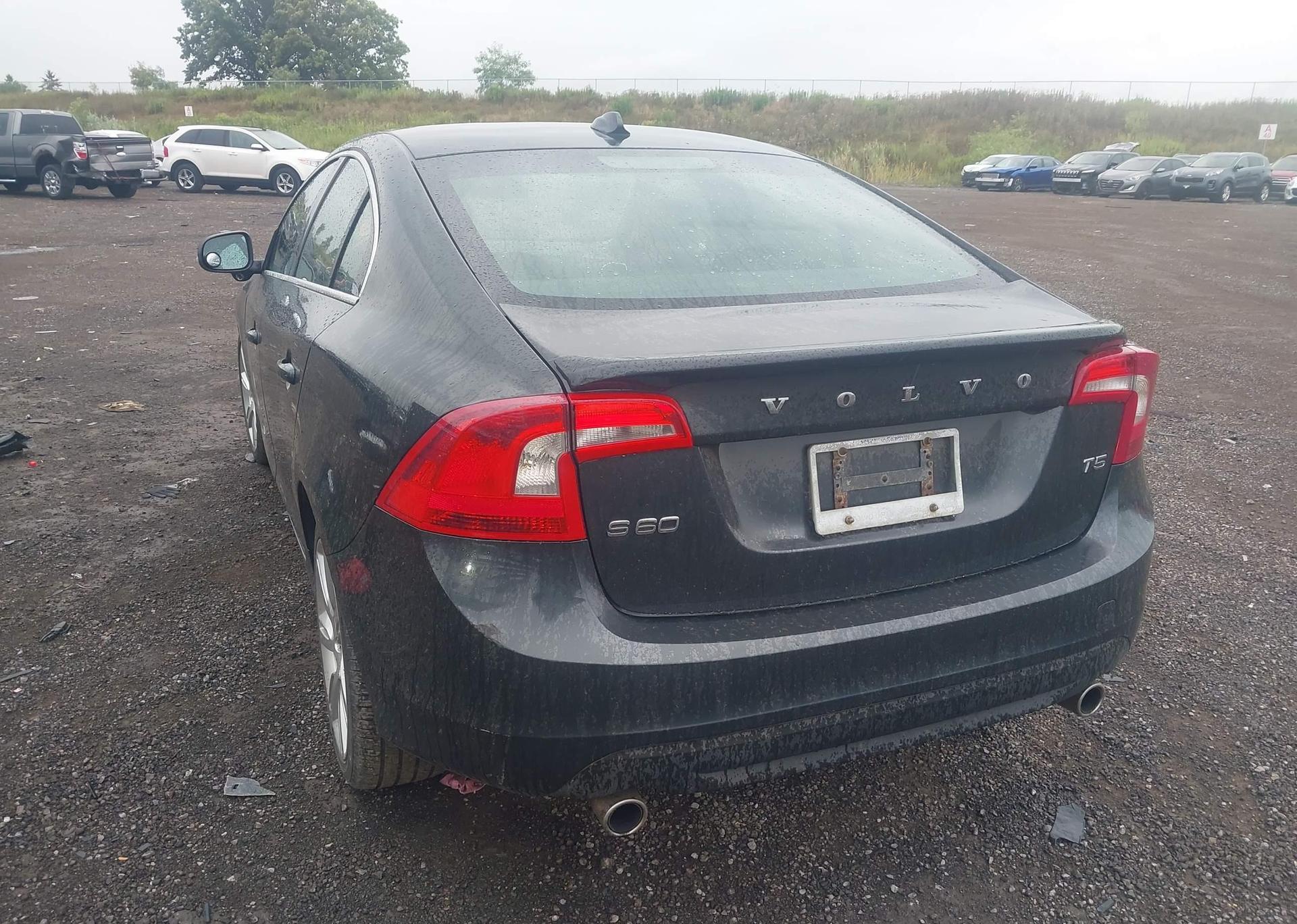 2012 VOLVO S60