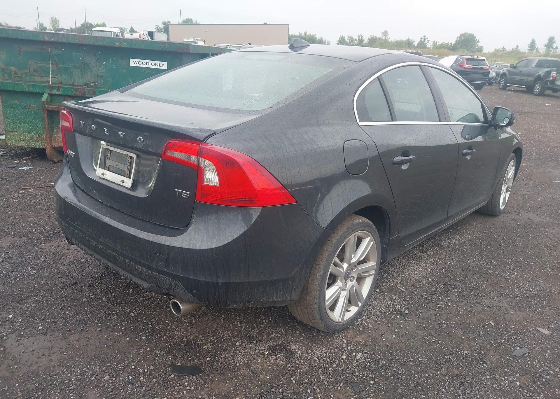 2012 VOLVO S60