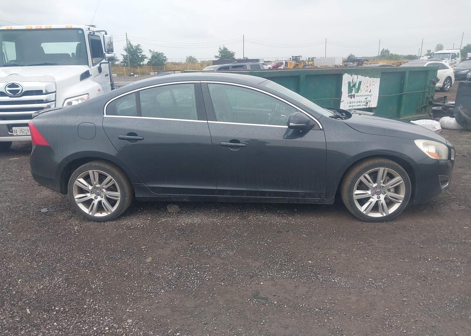 2012 VOLVO S60