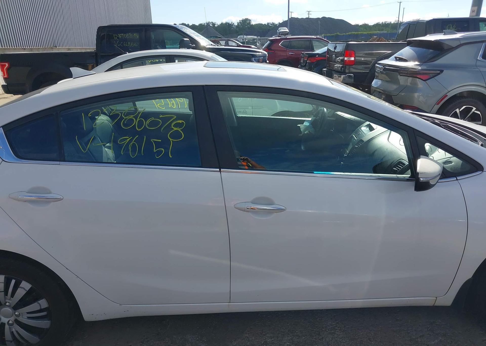 2014 KIA FORTE EX