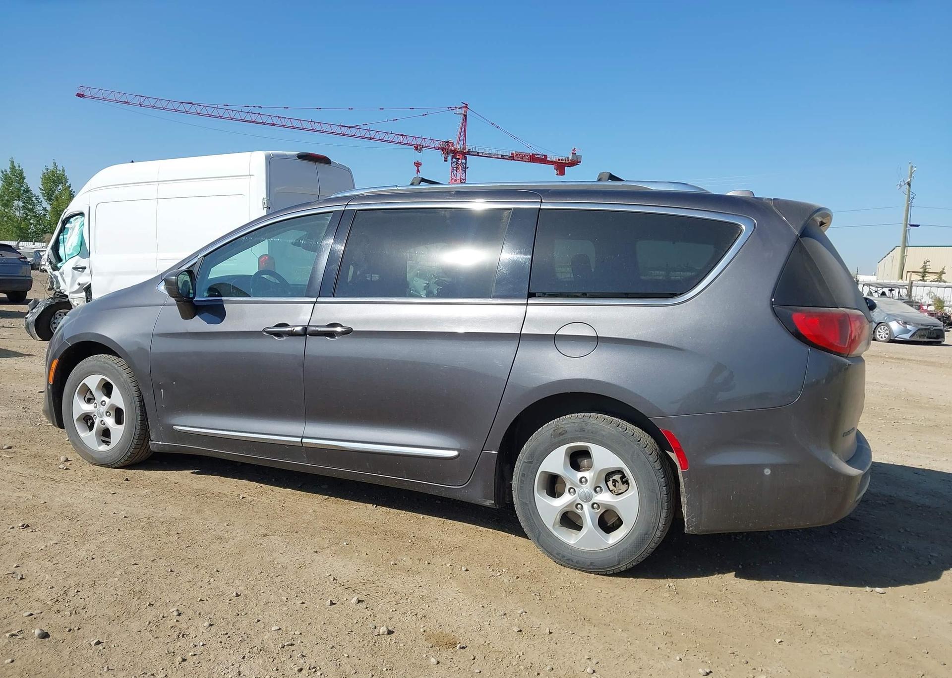 2017 CHRYSLER PACIFICA TOURING L PLUS
