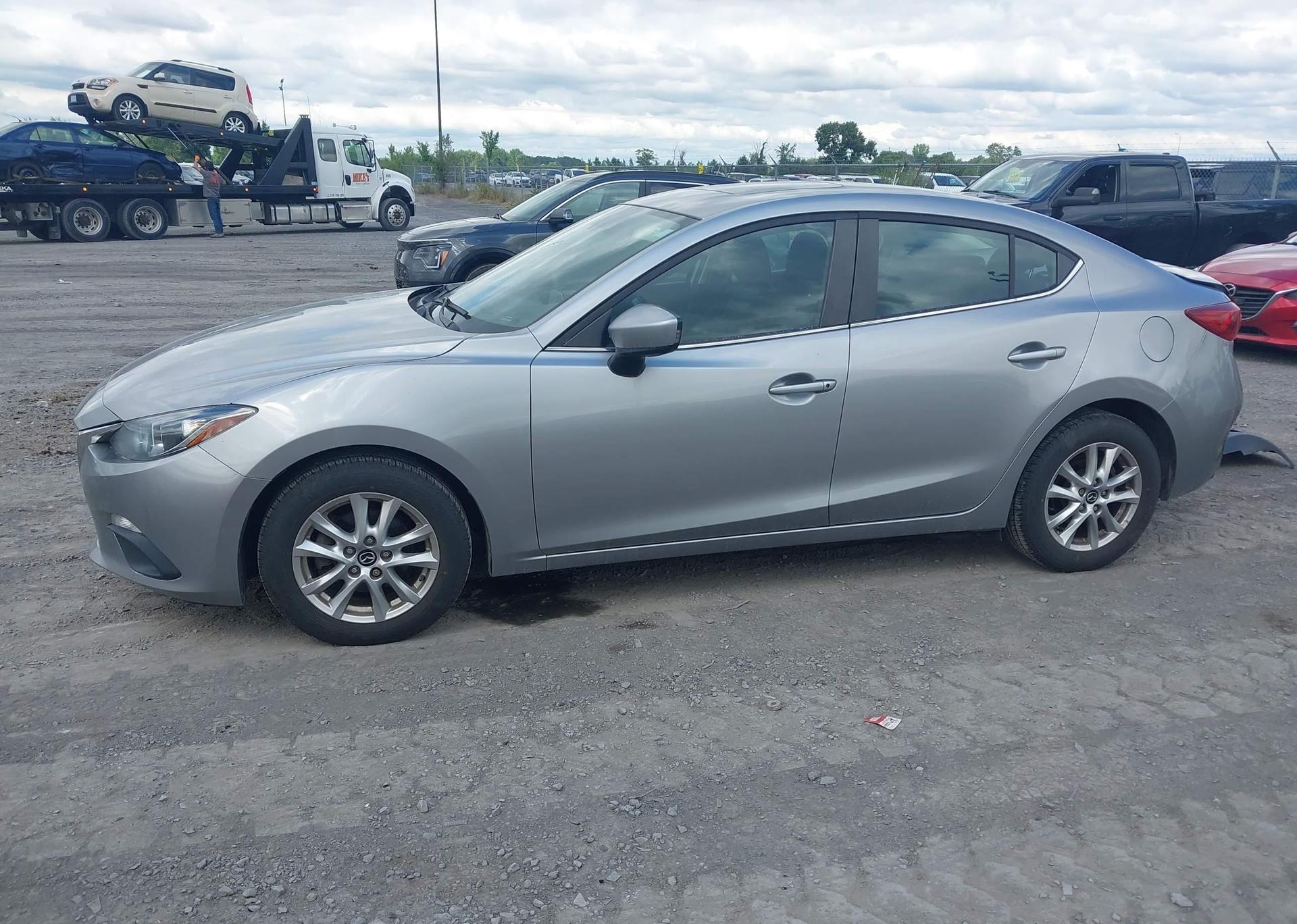 2016 MAZDA 3 TOURING