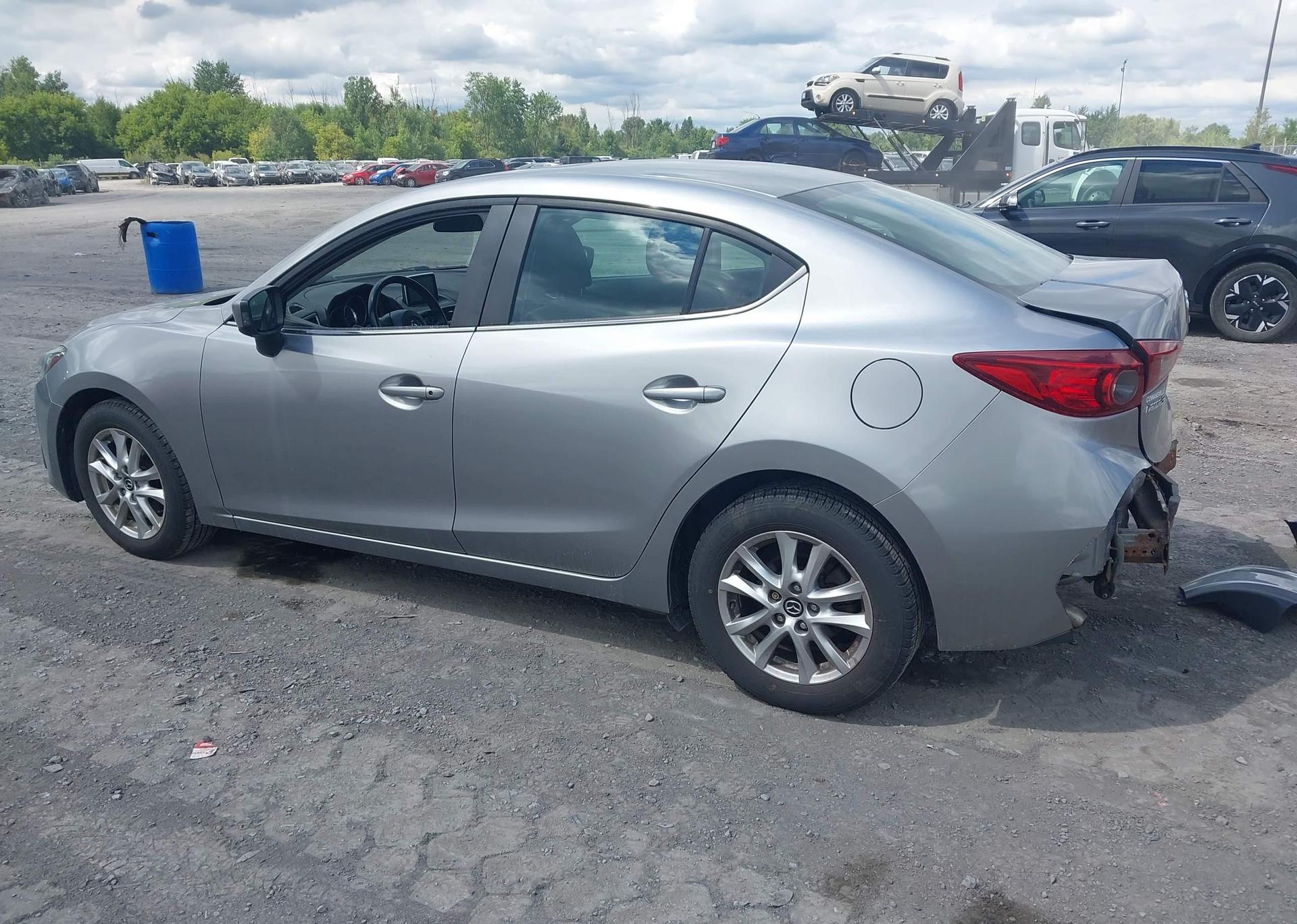 2016 MAZDA 3 TOURING
