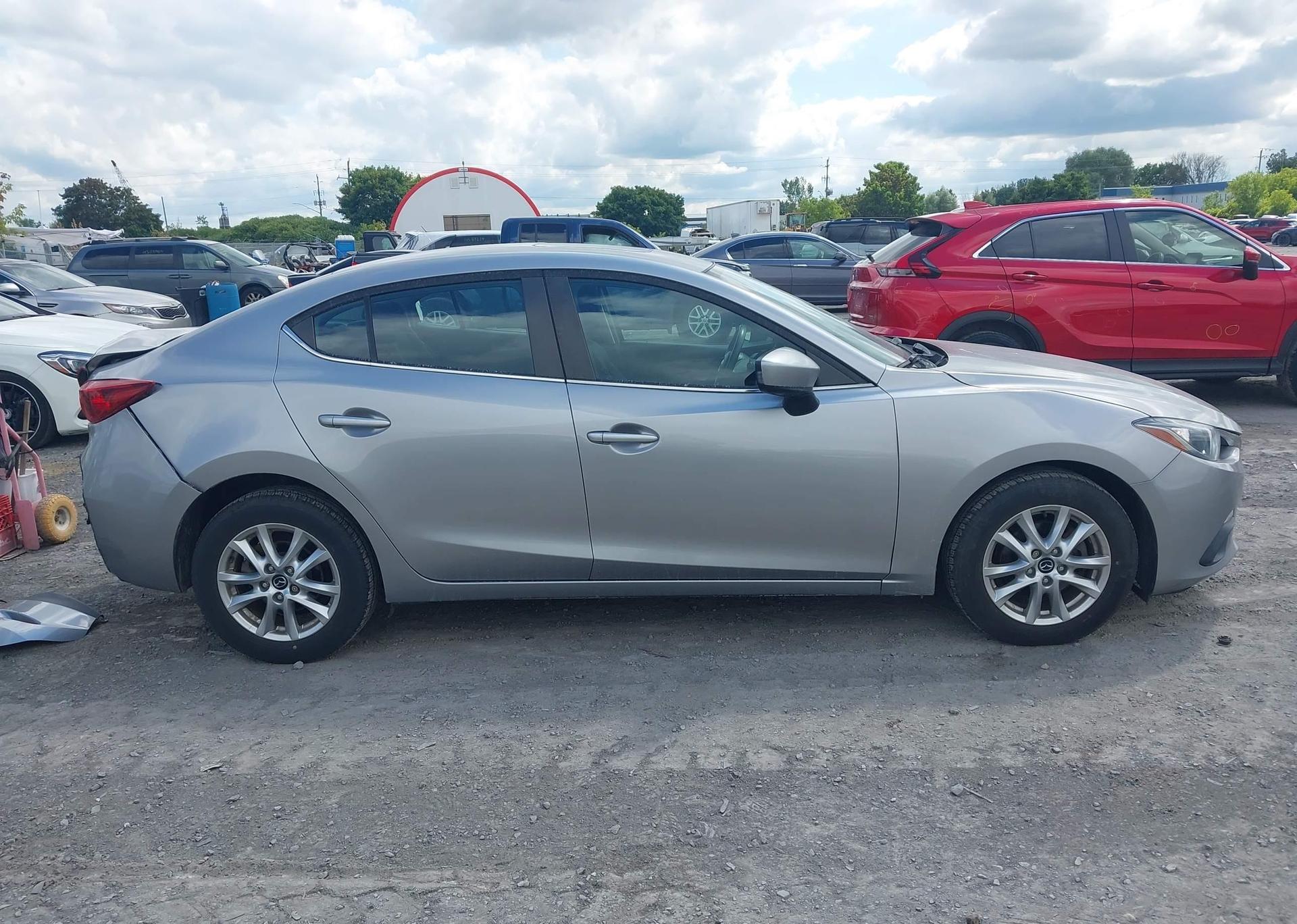 2016 MAZDA 3 TOURING
