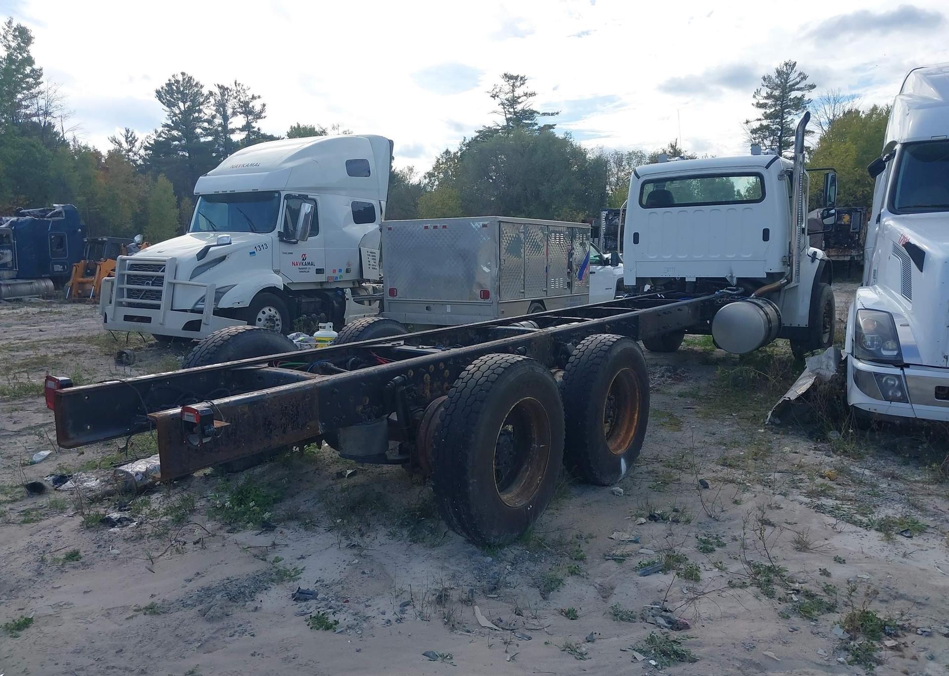 2021 FREIGHTLINER M2 106