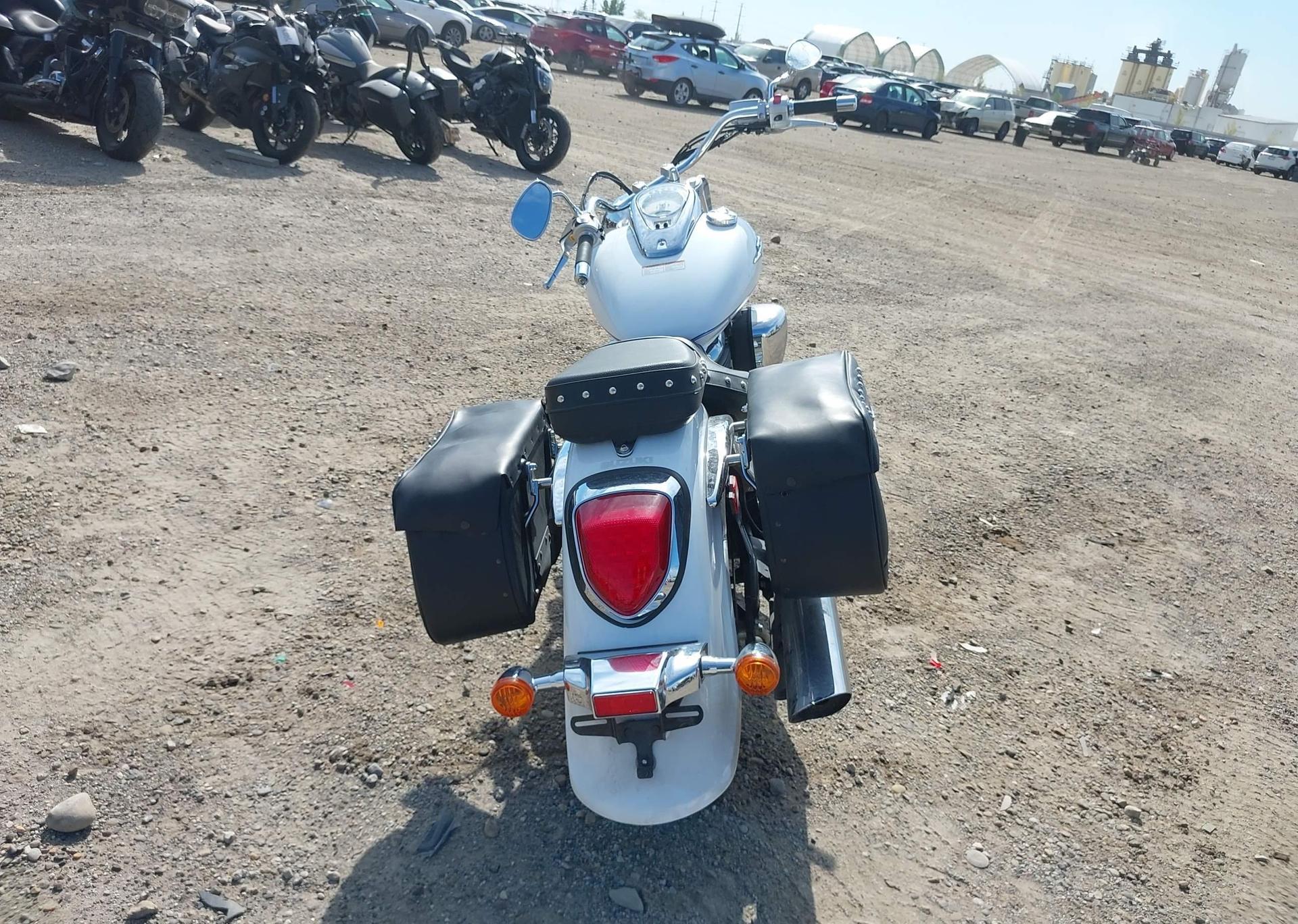 2022 SUZUKI VL800 M