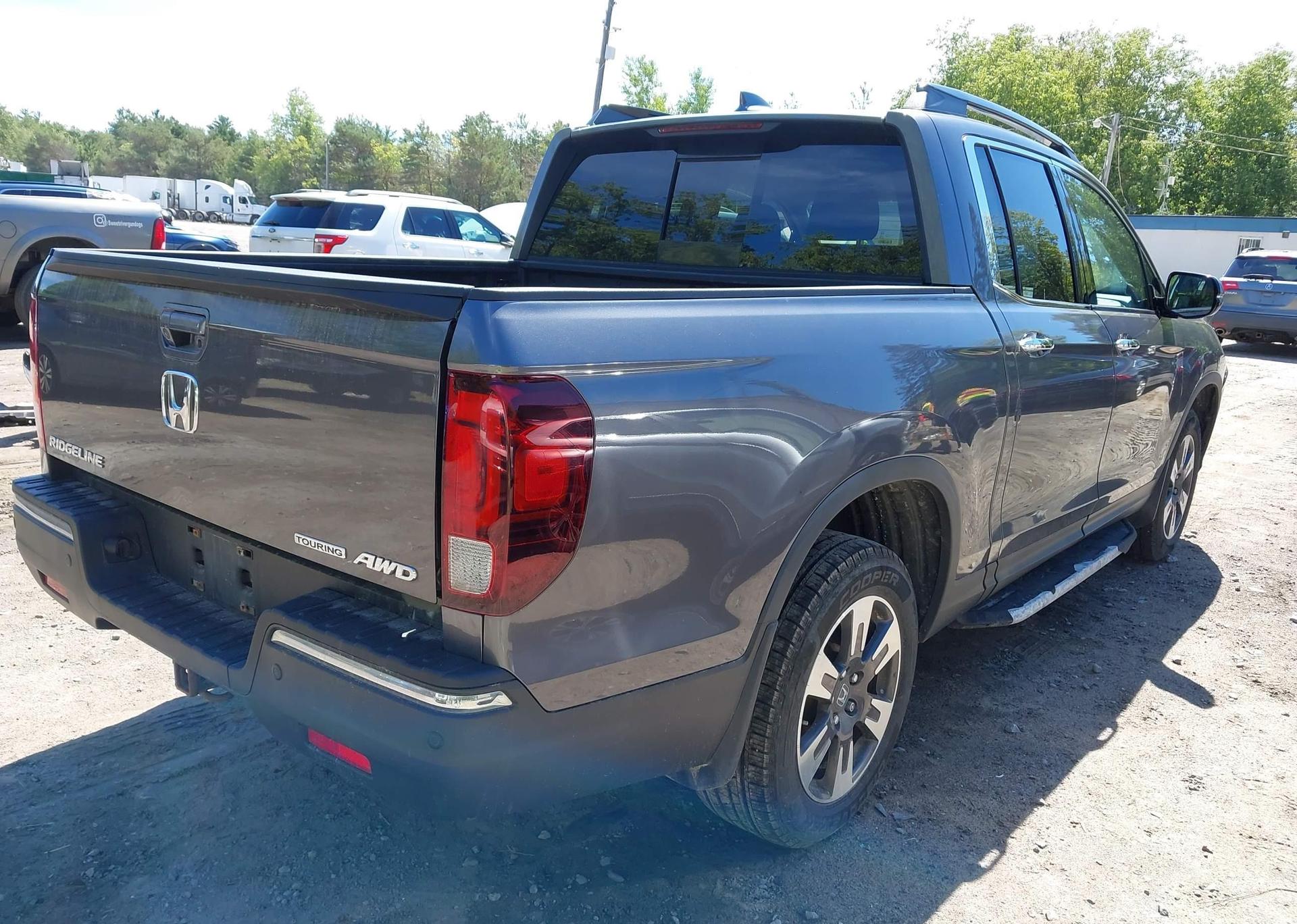 2018 HONDA RIDGELINE TOURING