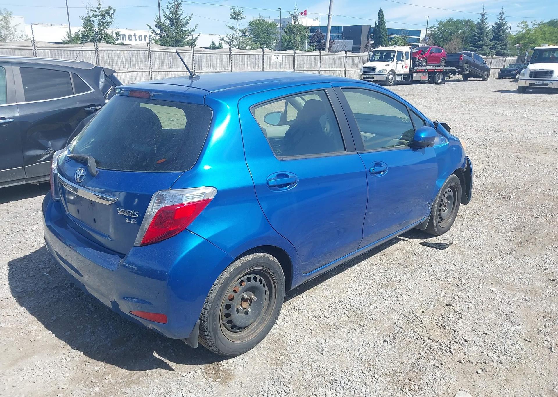 2013 TOYOTA YARIS LE