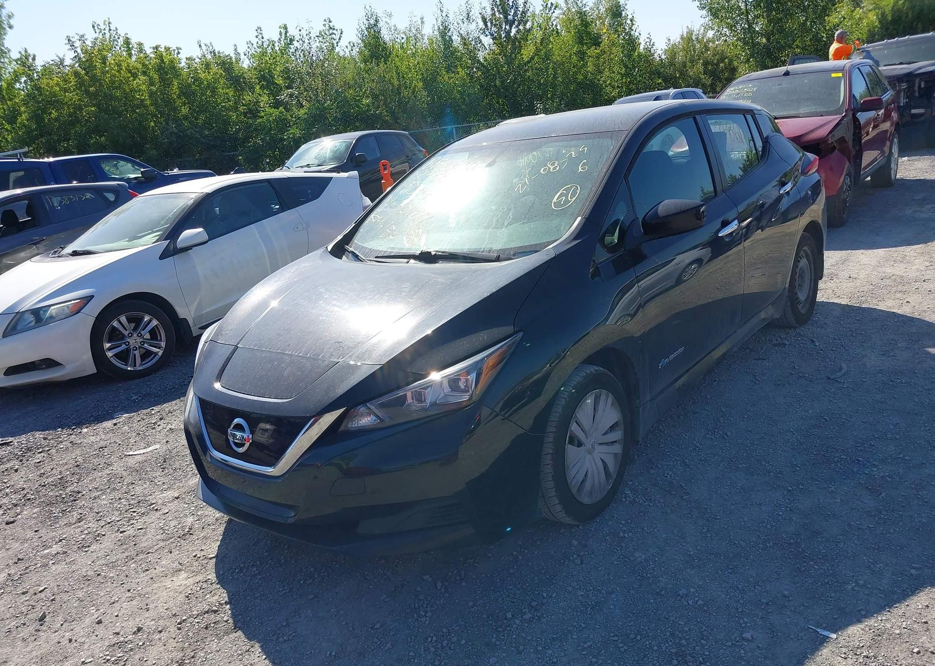 2019 NISSAN LEAF S