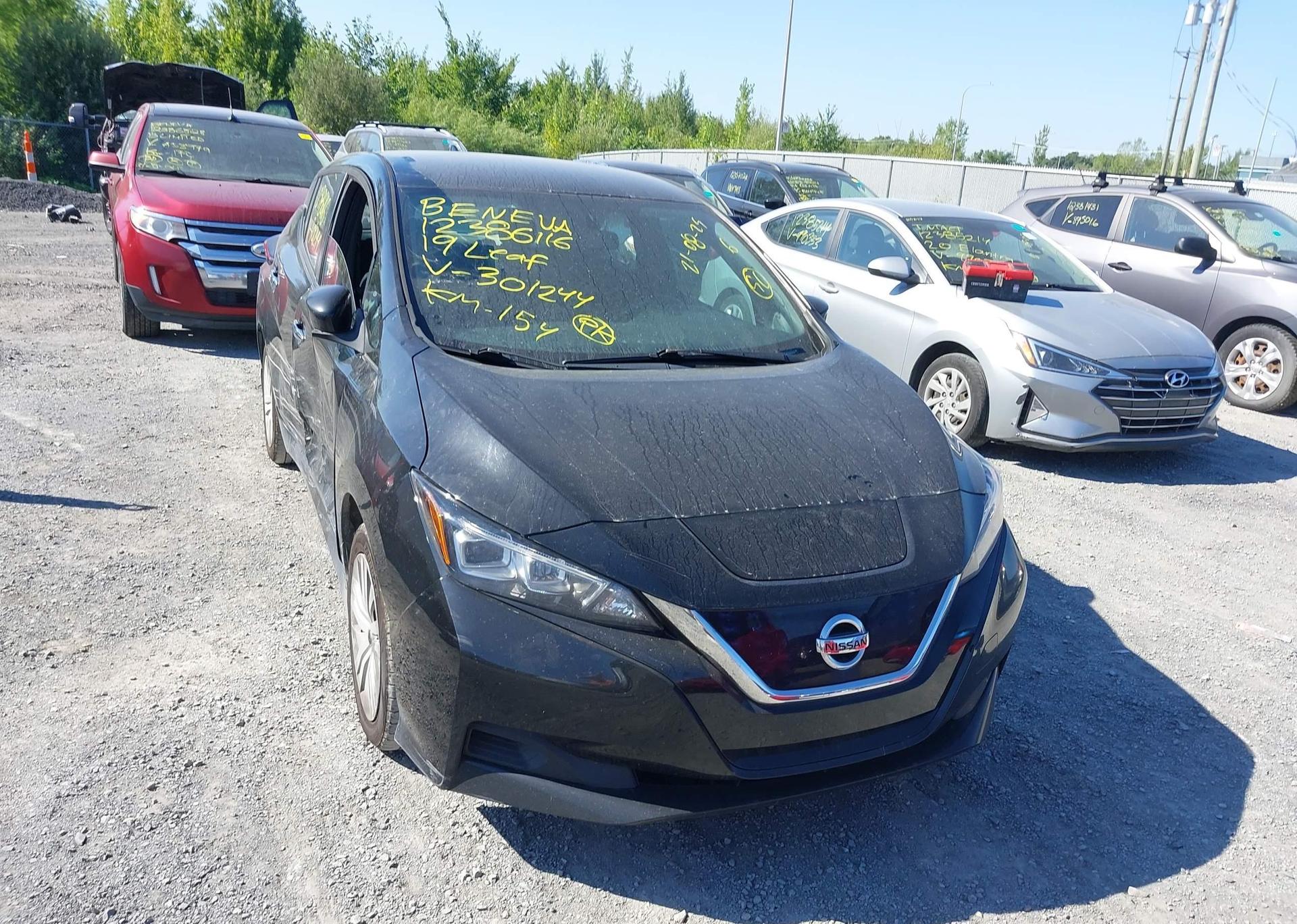 2019 NISSAN LEAF S