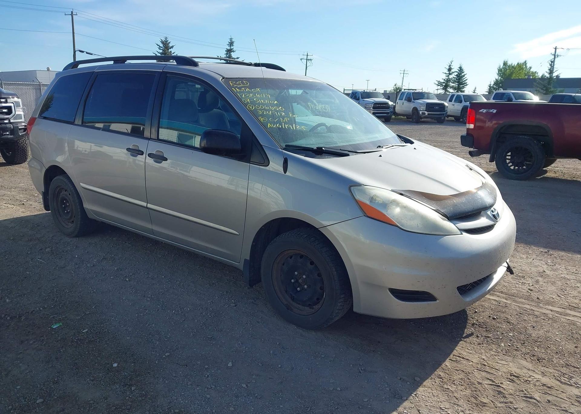 2007 TOYOTA SIENNA CE