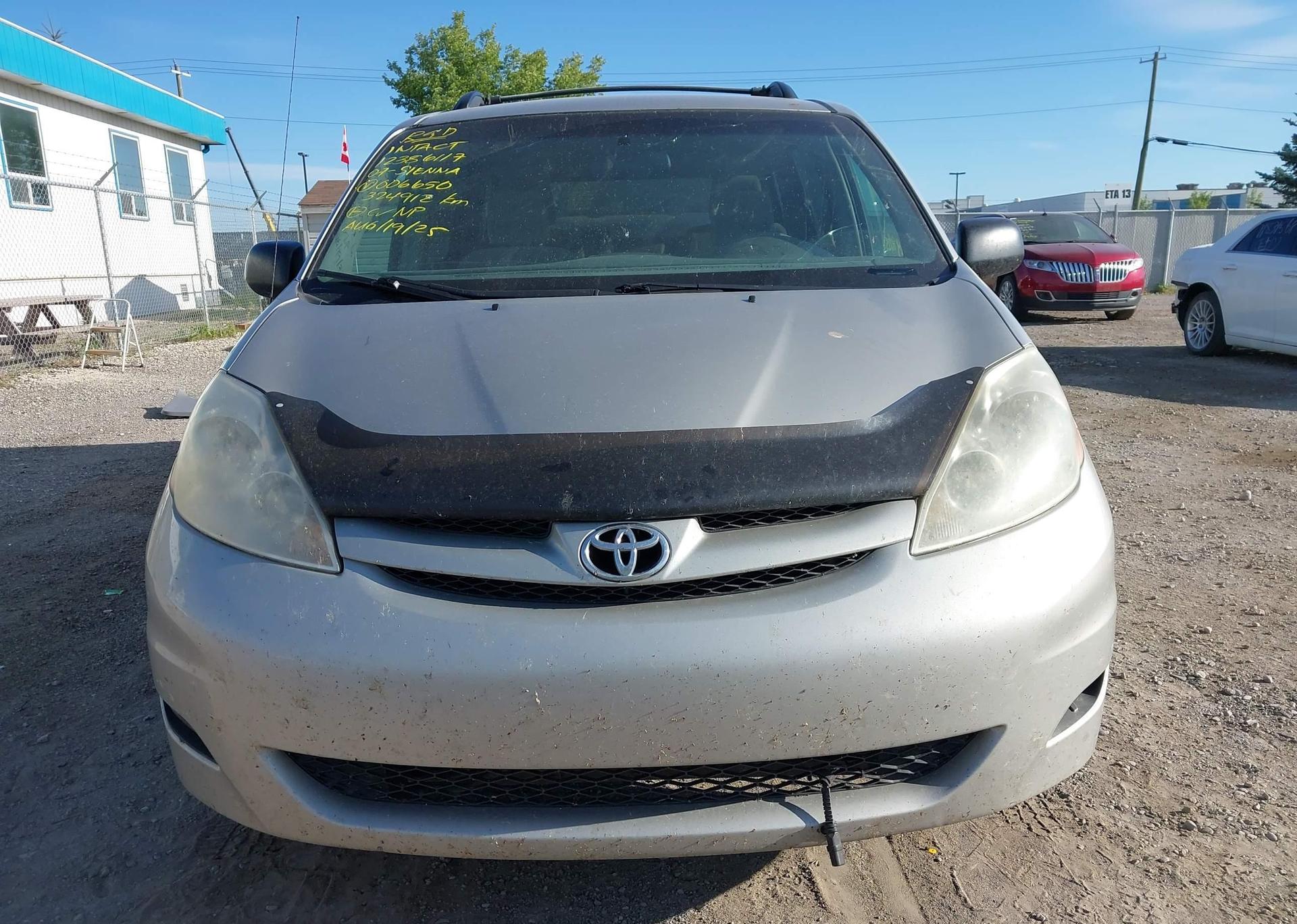 2007 TOYOTA SIENNA CE