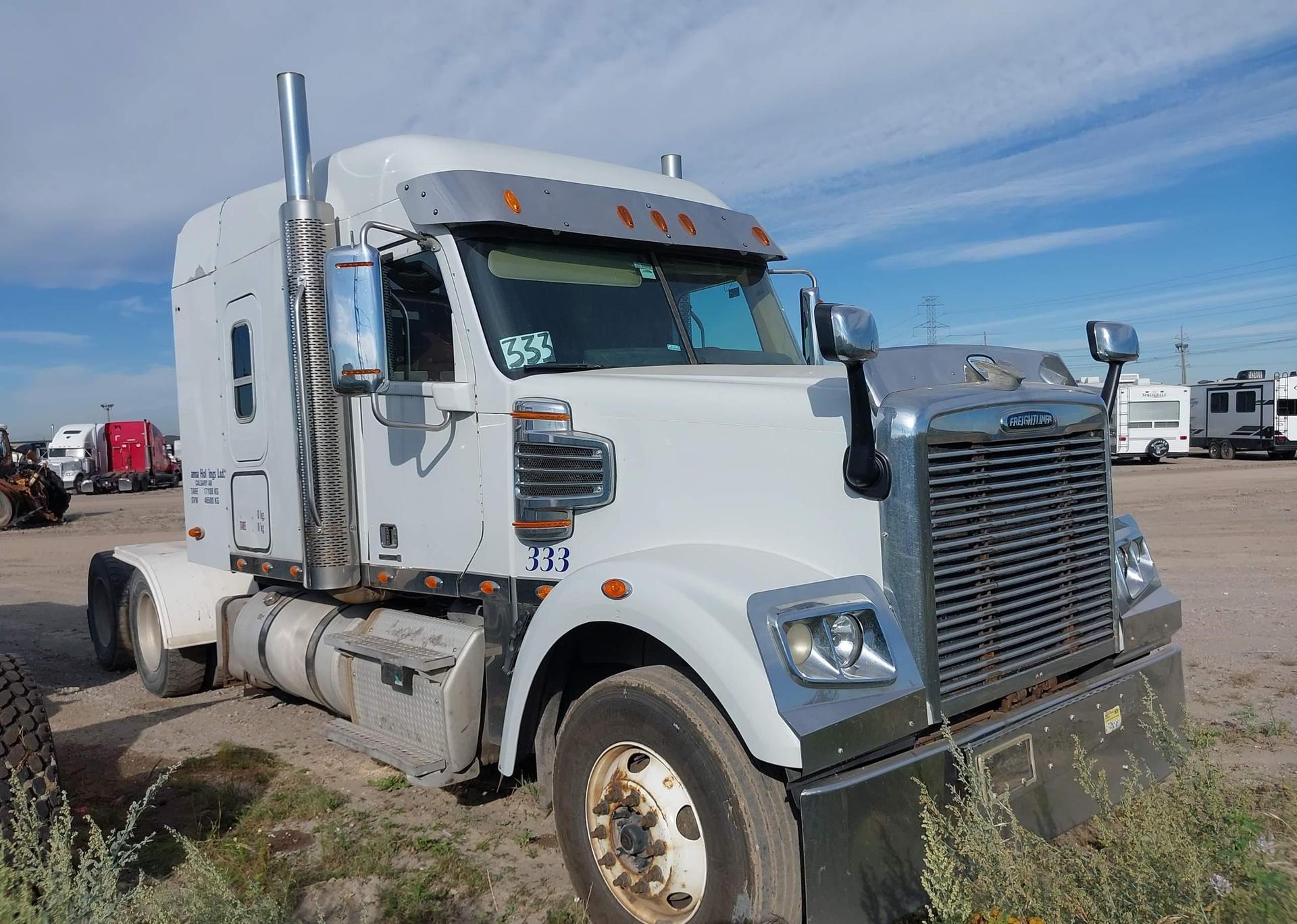 2014 FREIGHTLINER 122SD