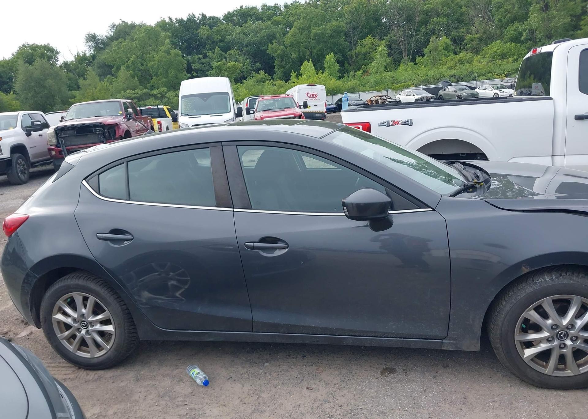 2014 MAZDA MAZDA3 GS-SKY