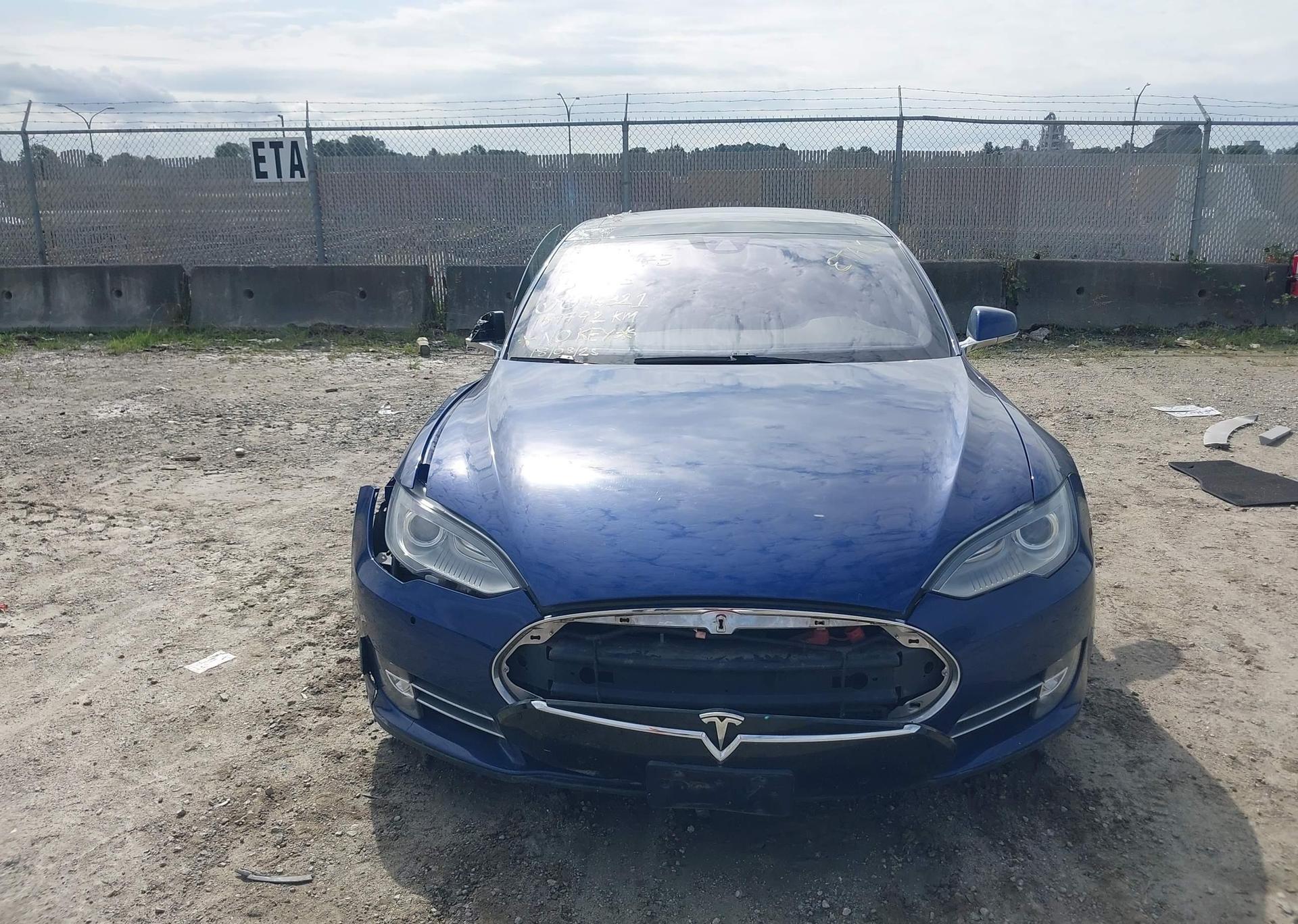 2015 TESLA MODEL S 70D