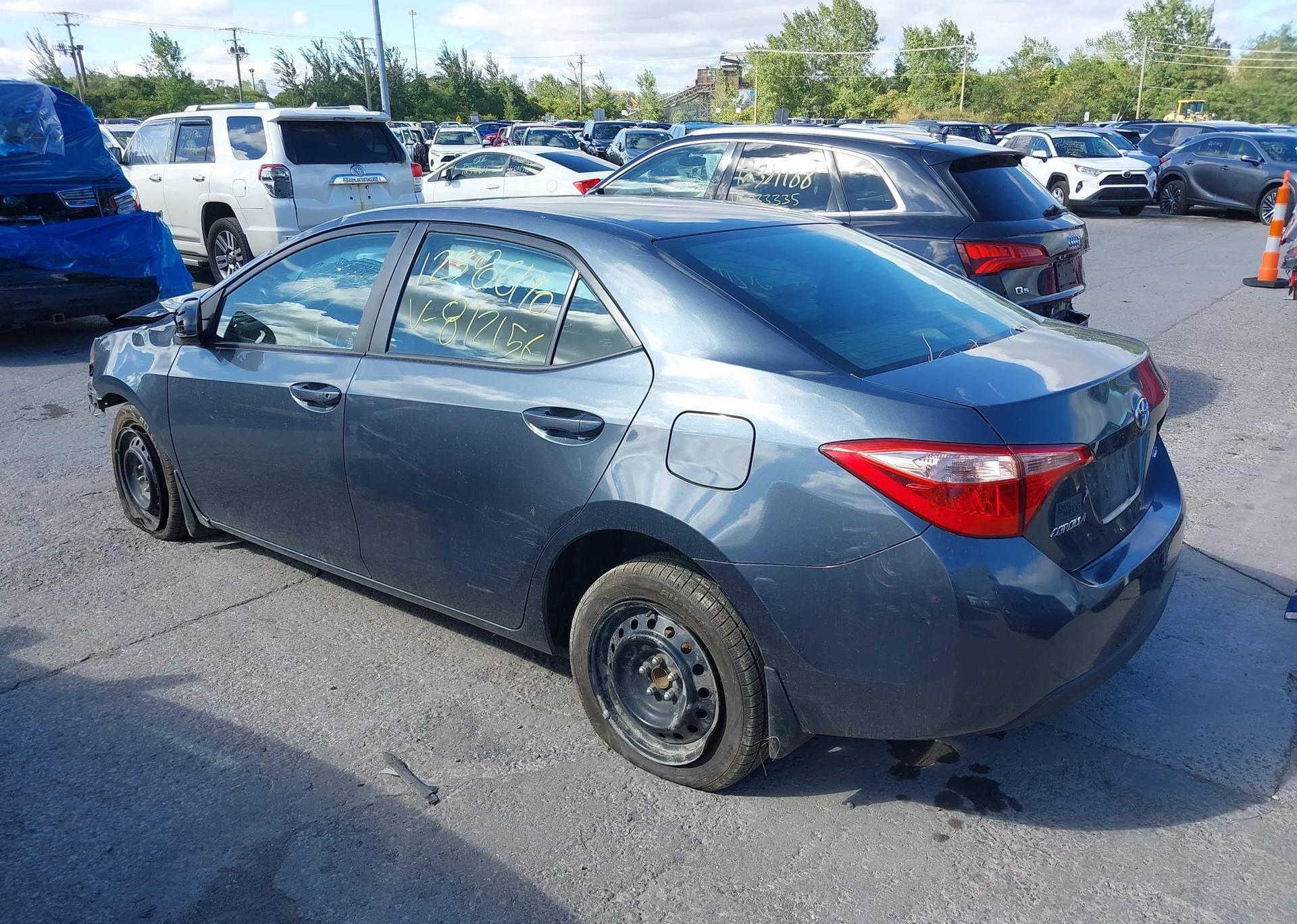 2017 TOYOTA COROLLA LE