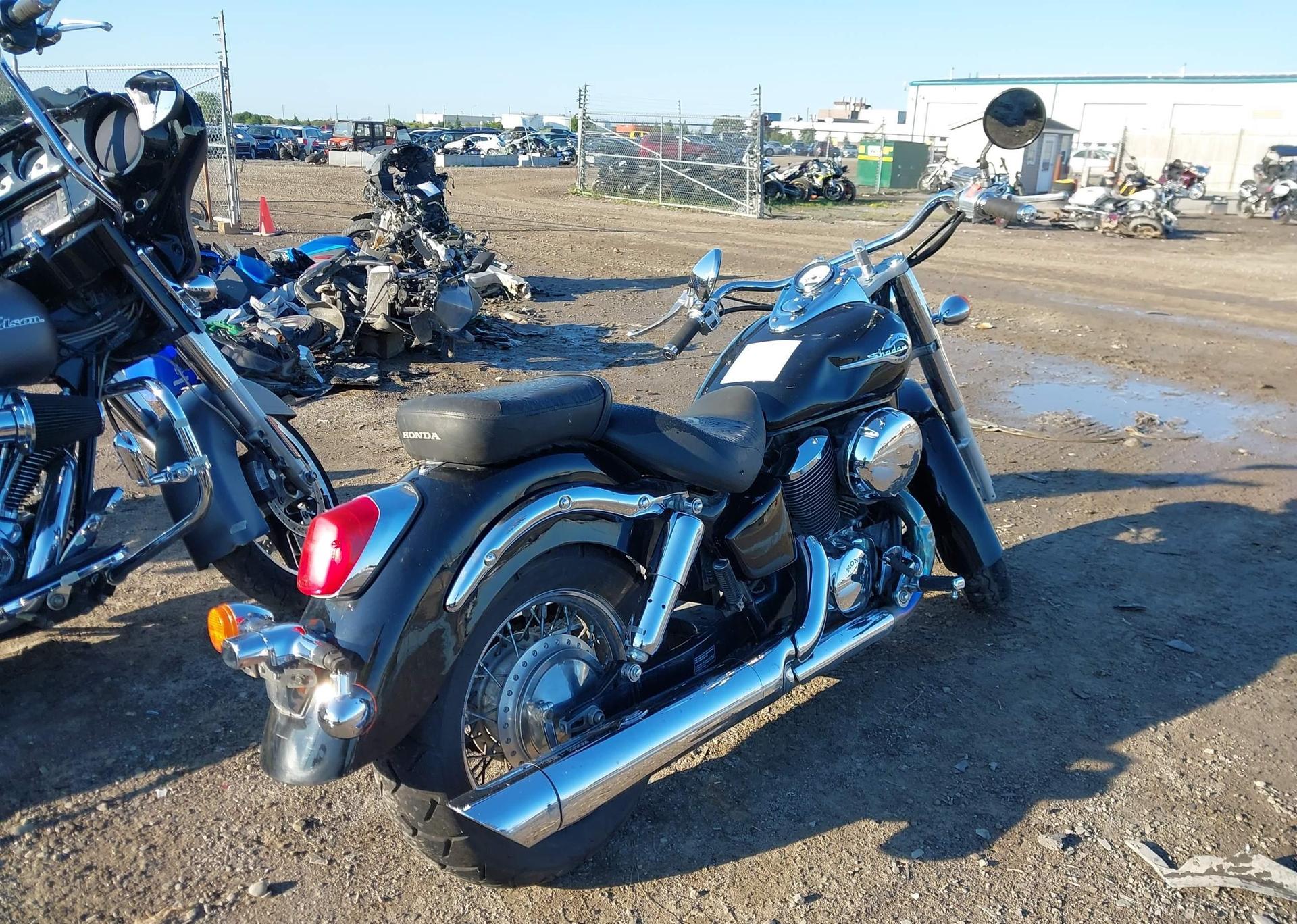 2003 HONDA VT750 CD