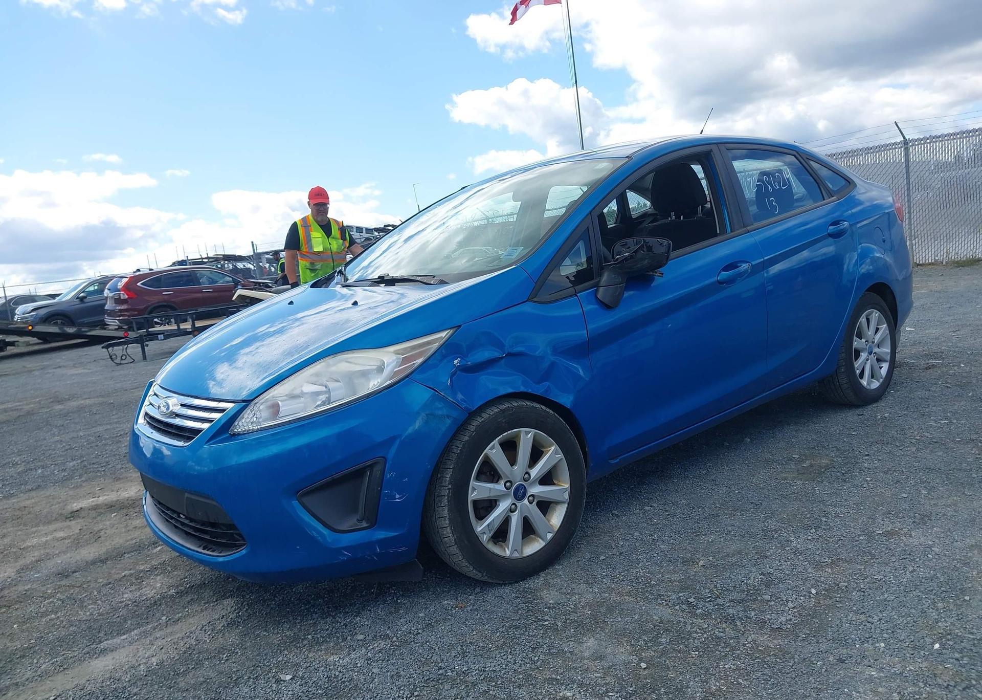 2013 FORD FIESTA SE