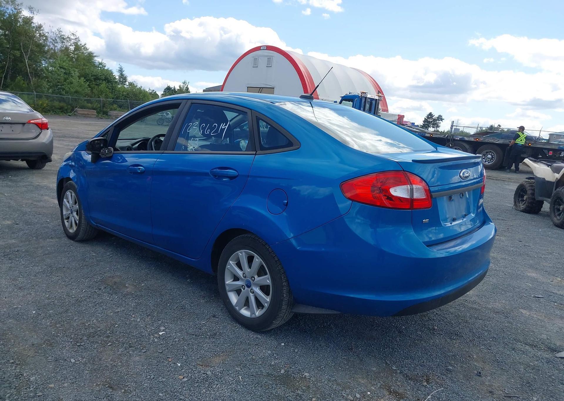 2013 FORD FIESTA SE