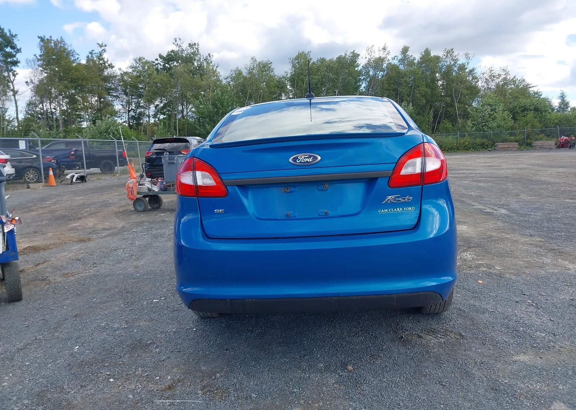 2013 FORD FIESTA SE