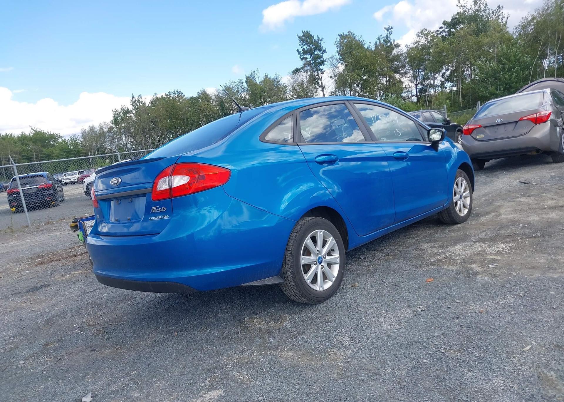 2013 FORD FIESTA SE