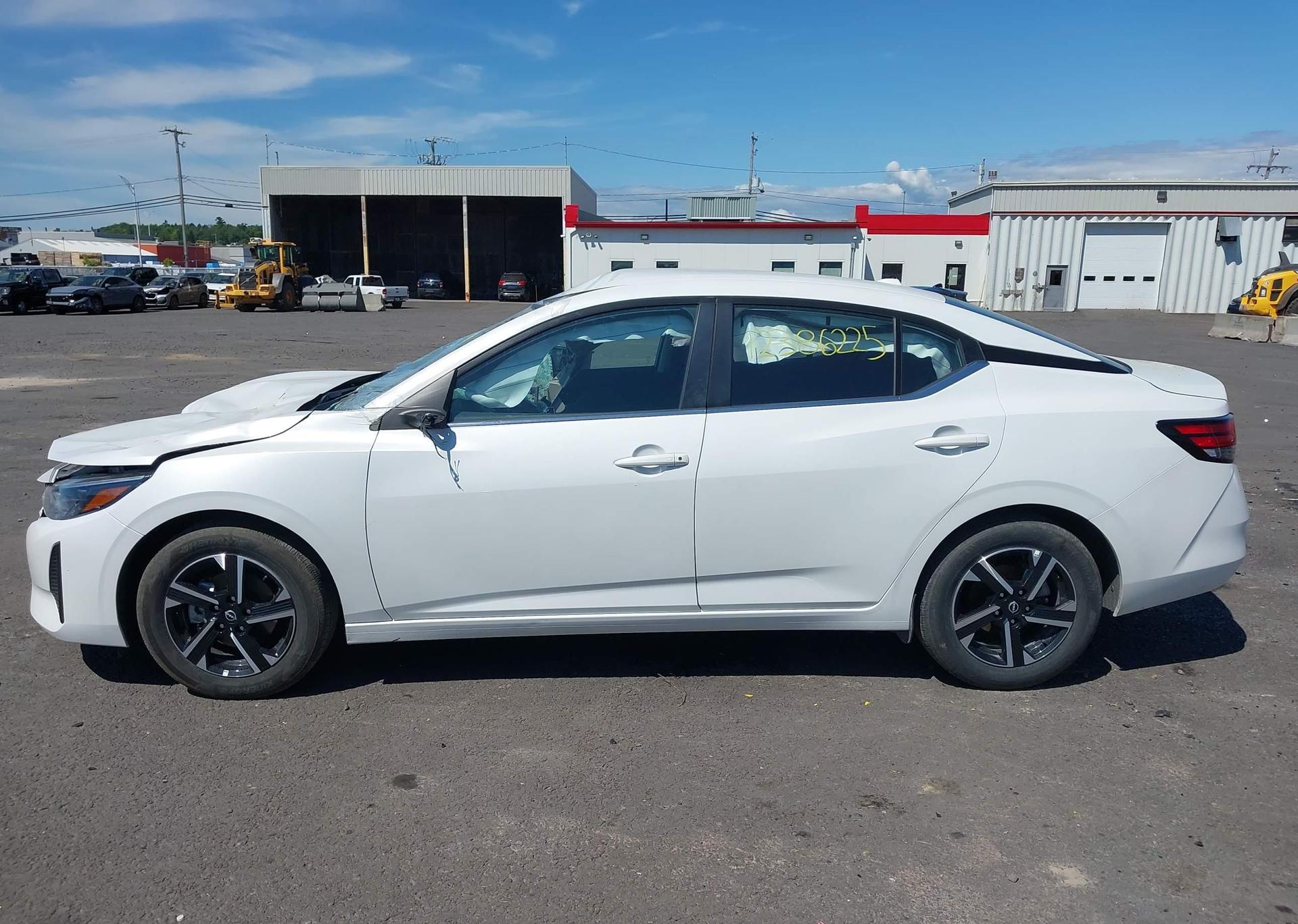 2025 NISSAN SENTRA SV