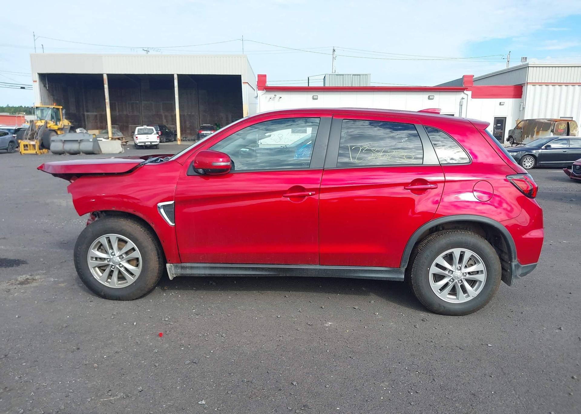 2024 MITSUBISHI RVR SE