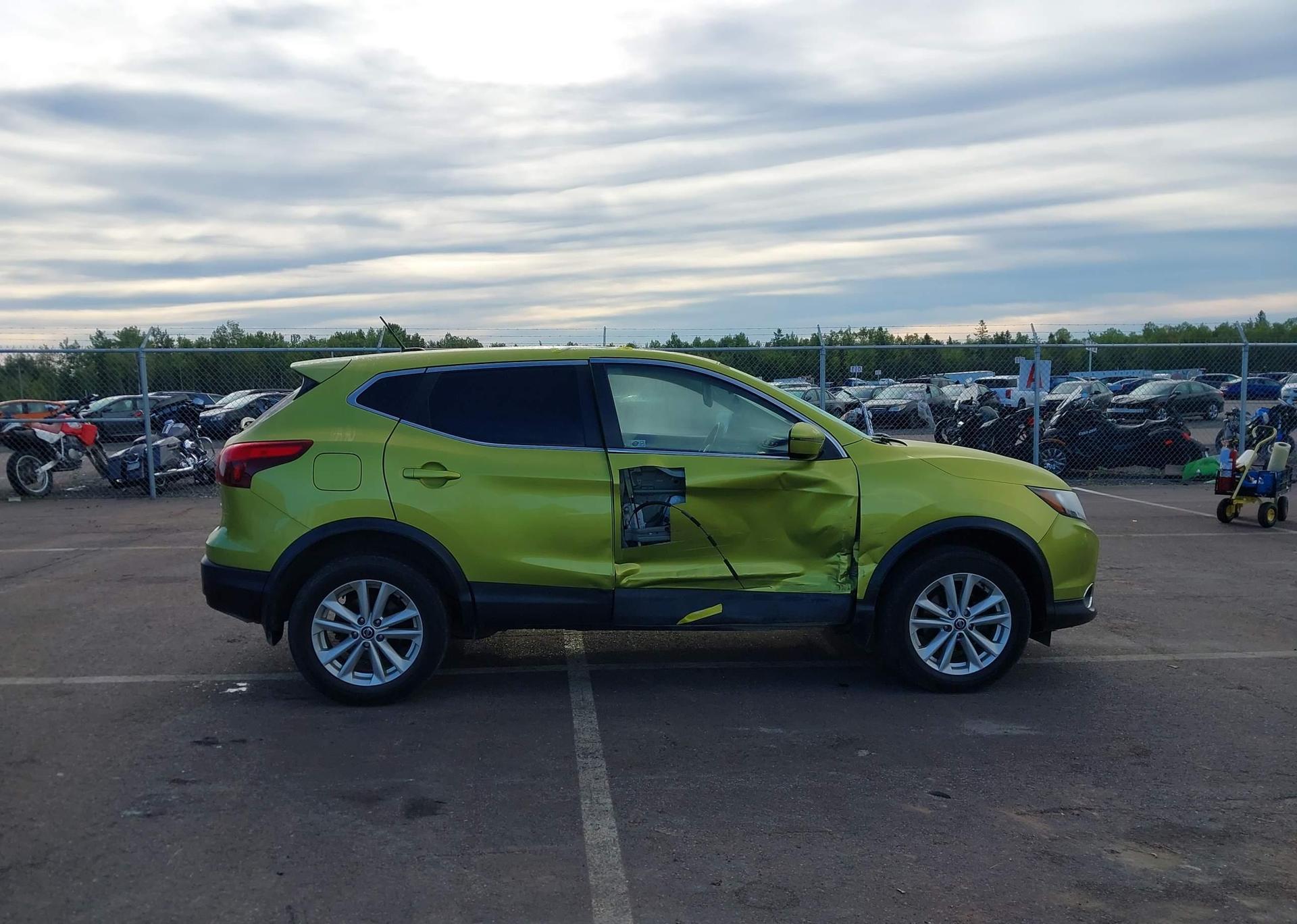 2019 NISSAN QASHQAI S