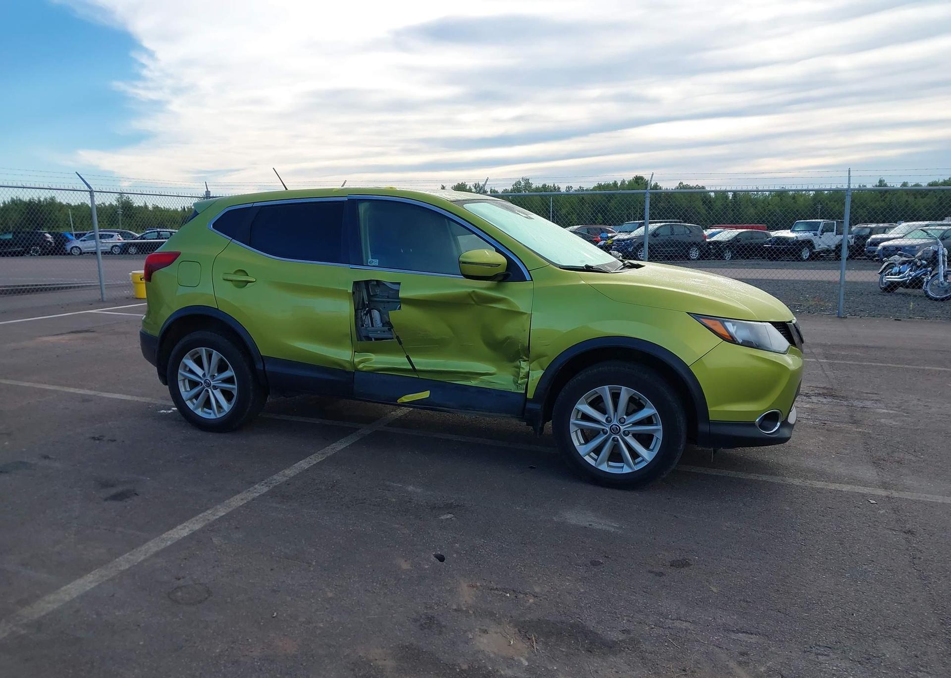 2019 NISSAN QASHQAI S