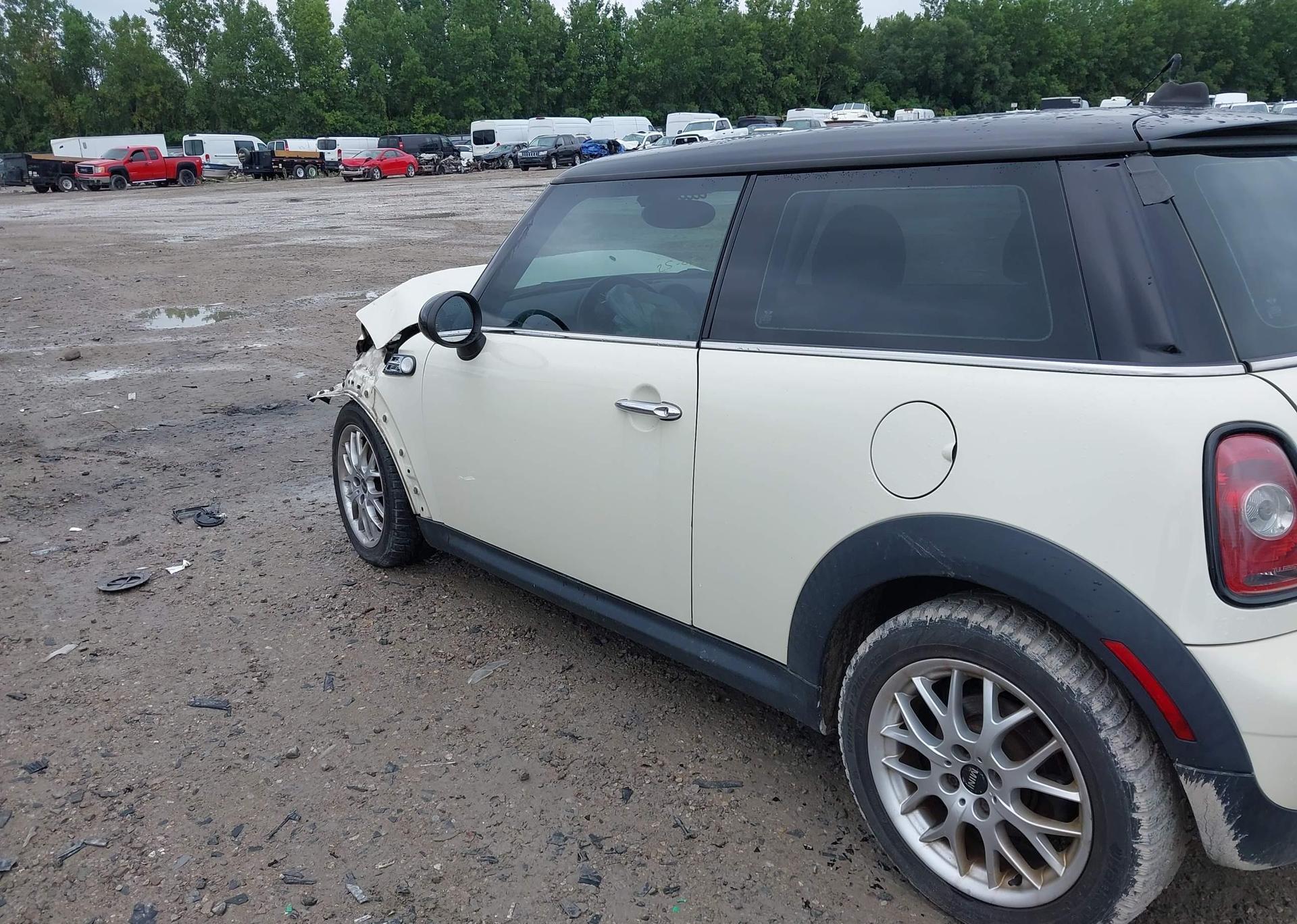 2009 MINI COOPER CLASSIC