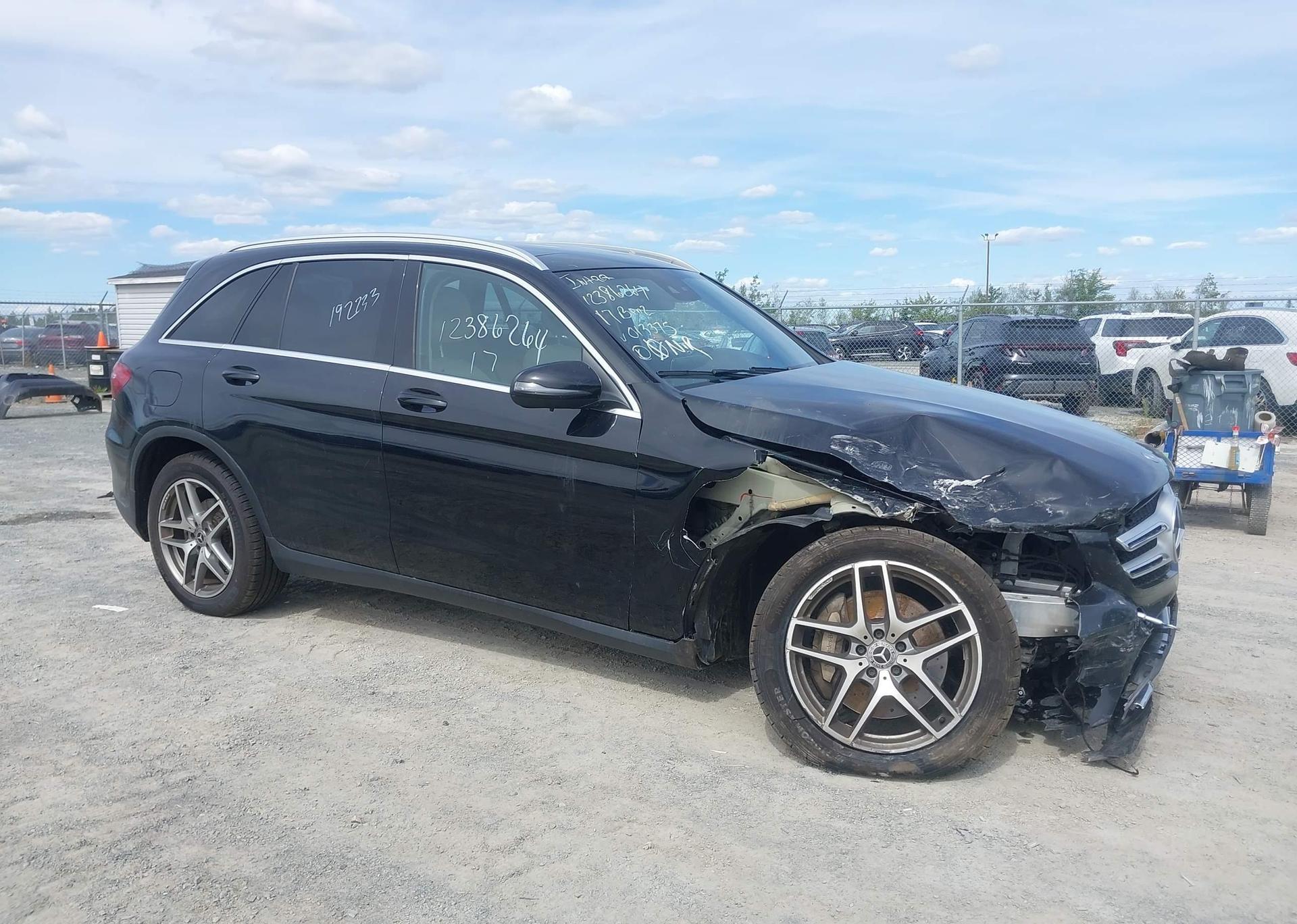 2017 MERCEDES-BENZ GLC 300 4MATIC