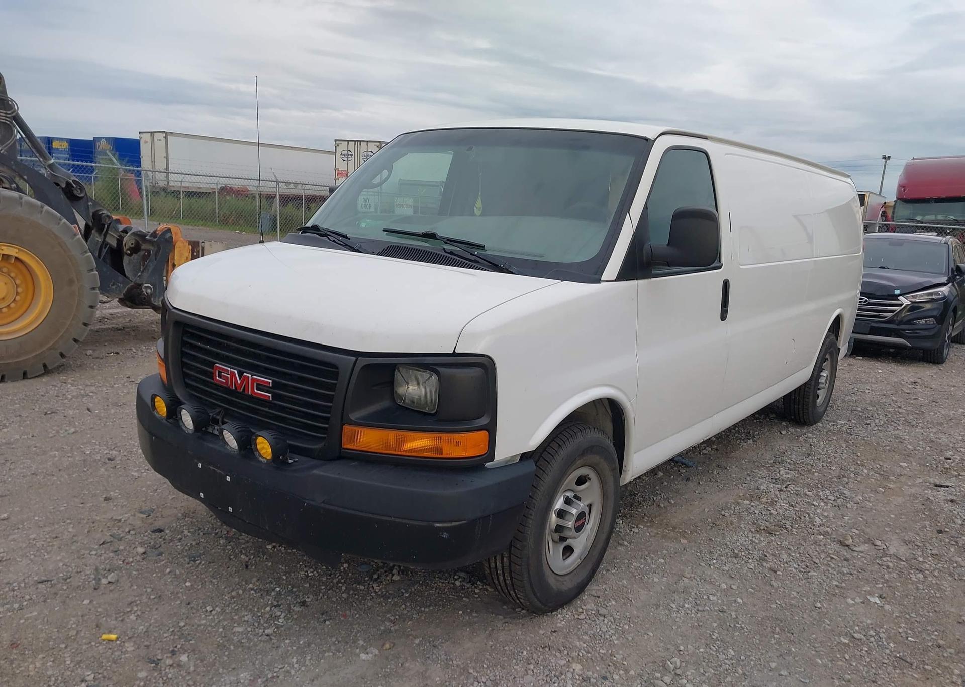 2014 GMC SAVANA G2500