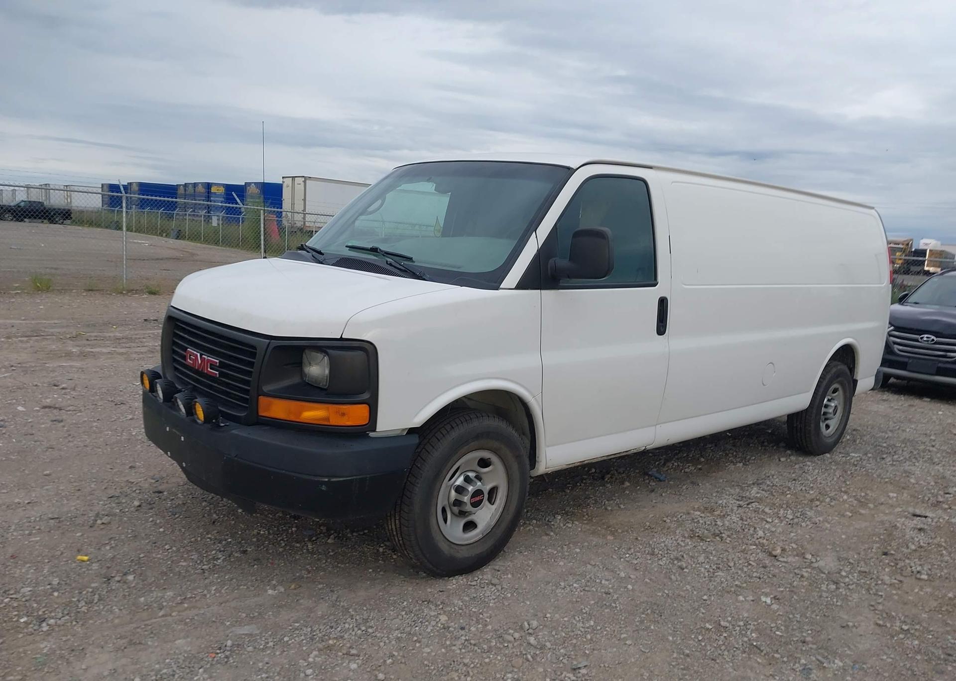 2014 GMC SAVANA G2500