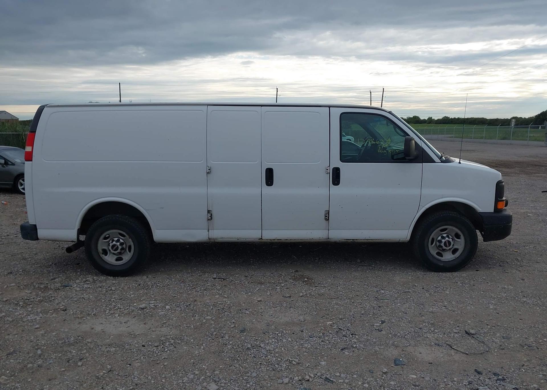 2014 GMC SAVANA G2500