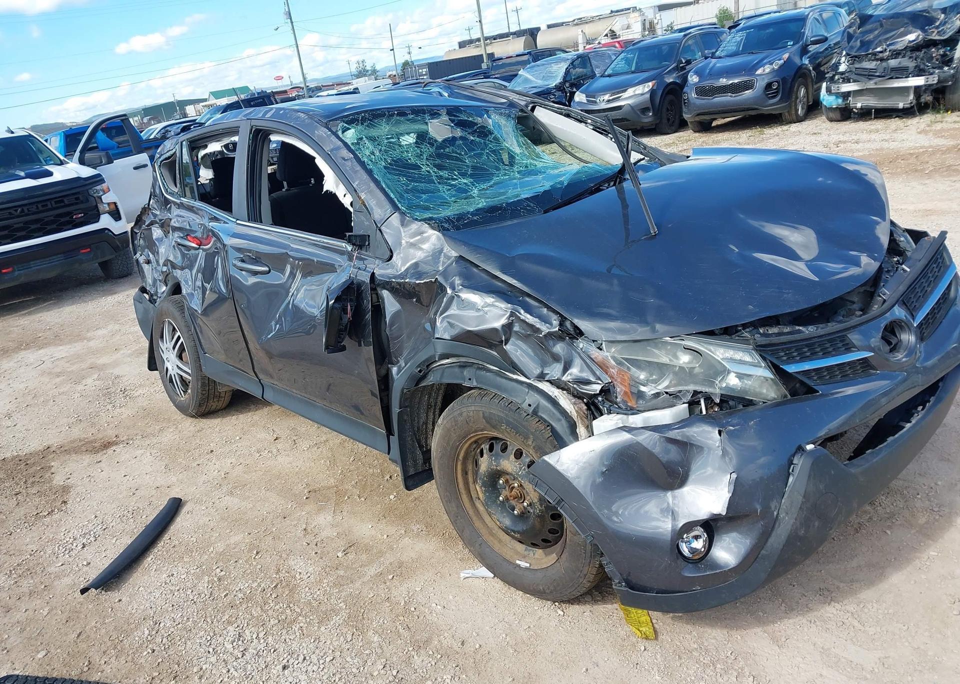 2015 TOYOTA RAV4 LE