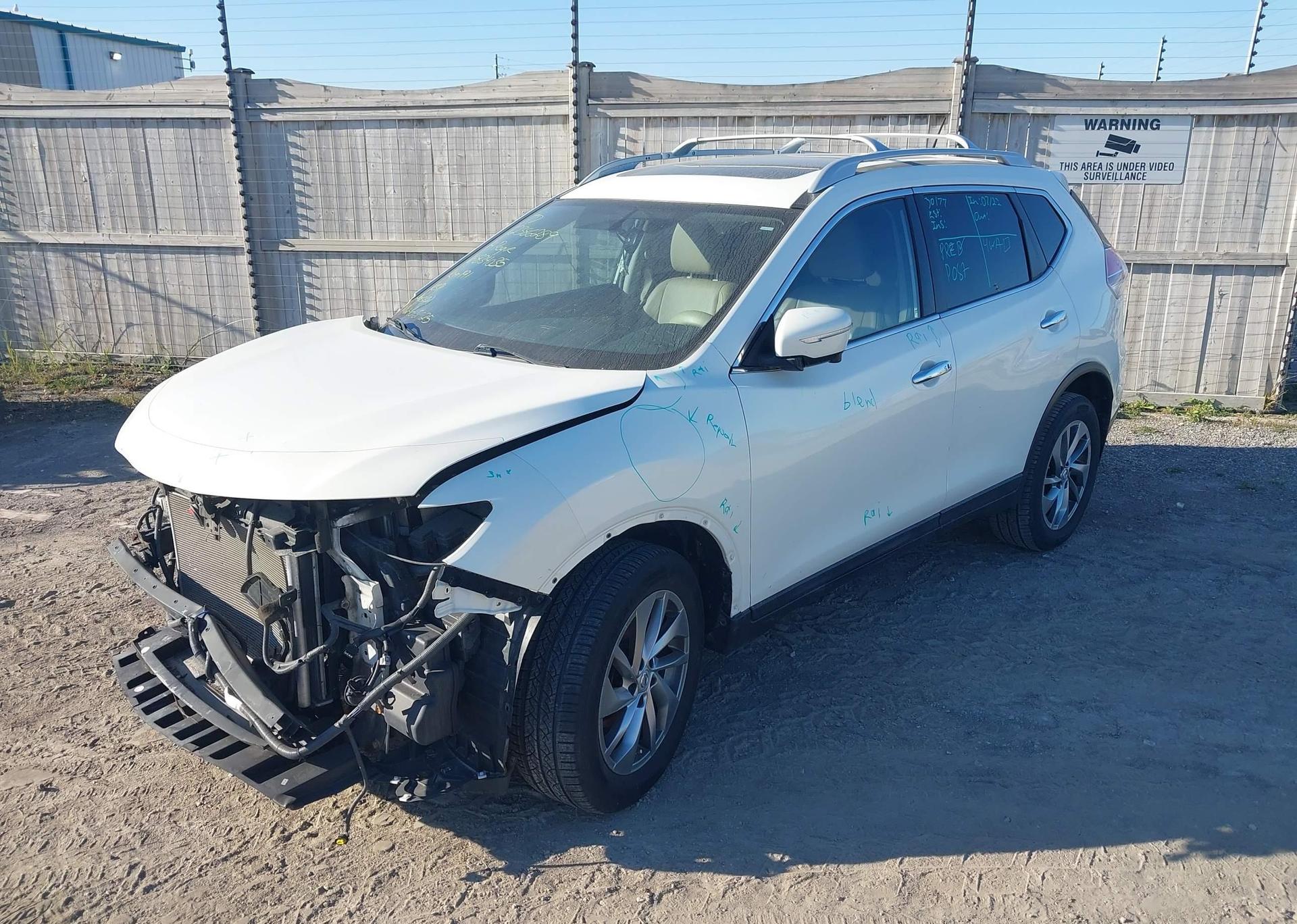 2014 NISSAN ROGUE S