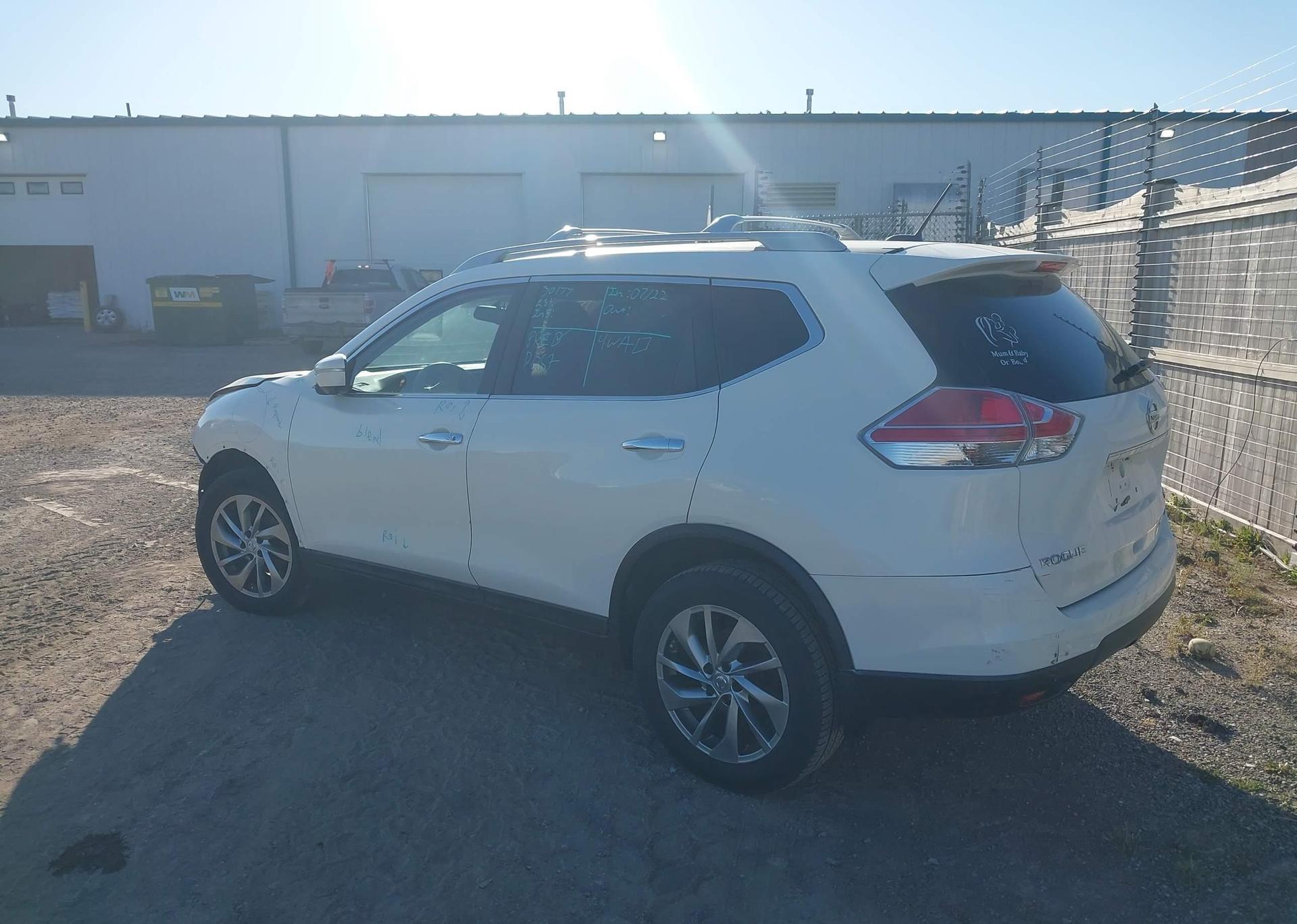 2014 NISSAN ROGUE S