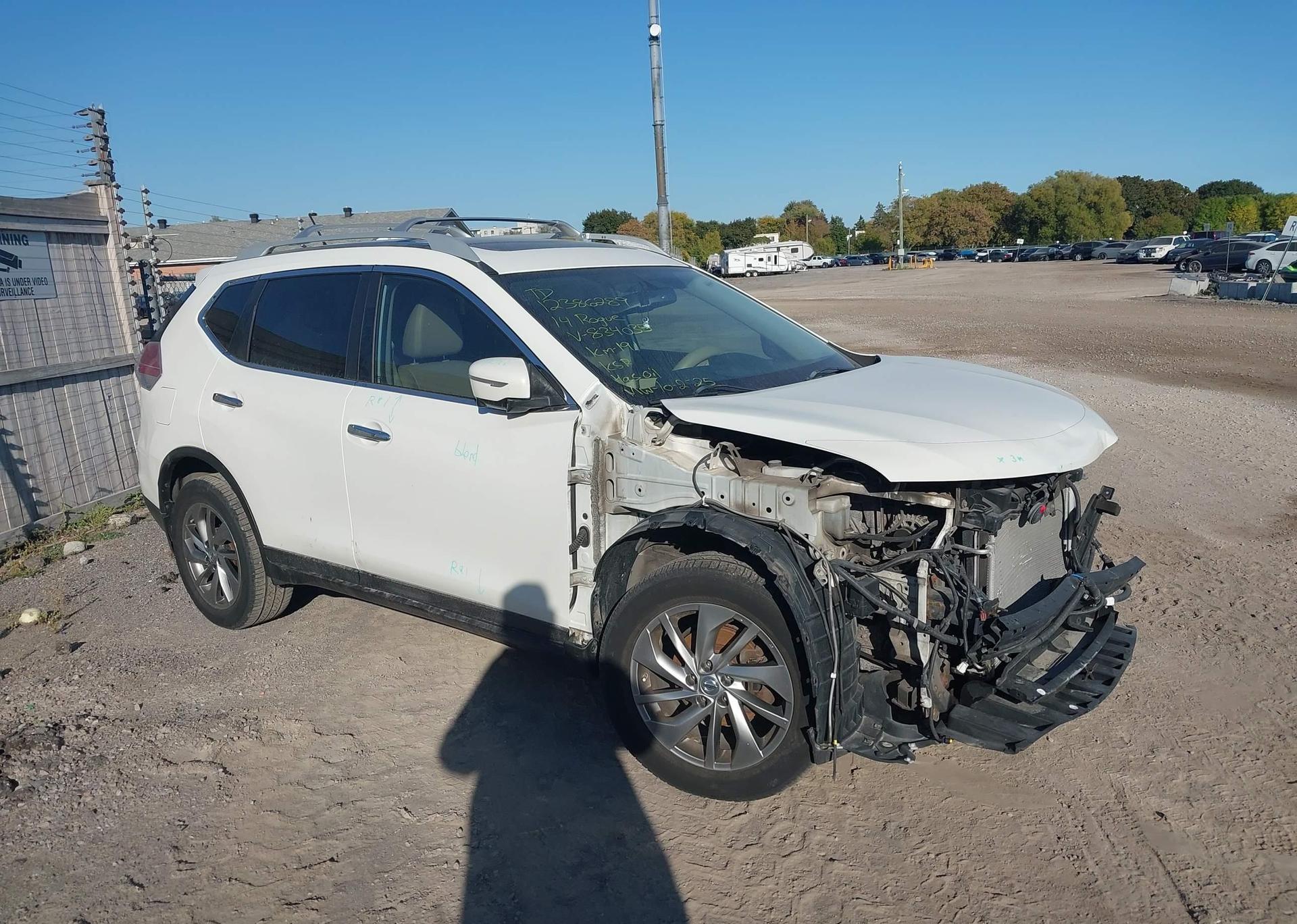 2014 NISSAN ROGUE S