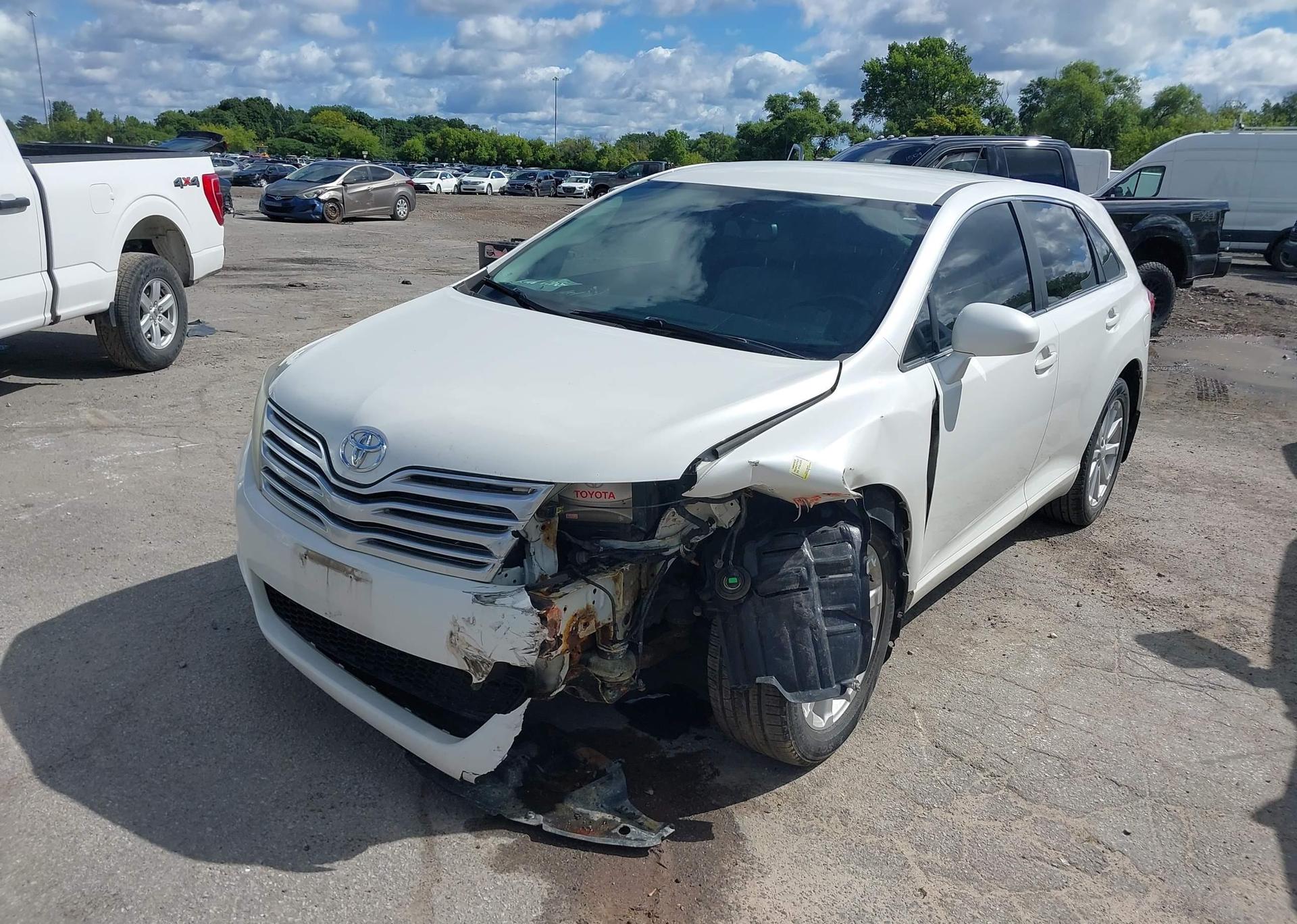 2010 TOYOTA VENZA