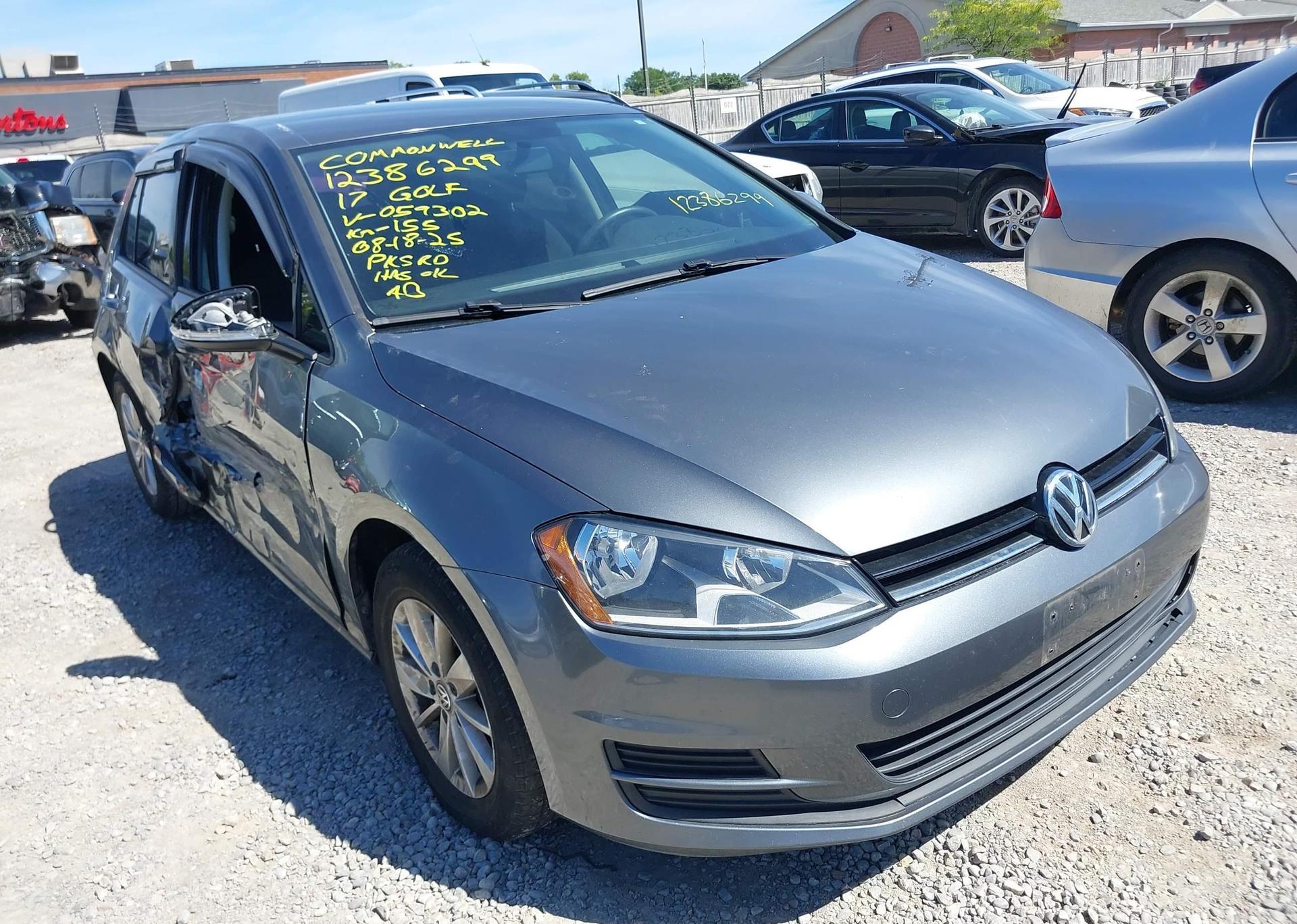 2017 VOLKSWAGEN GOLF