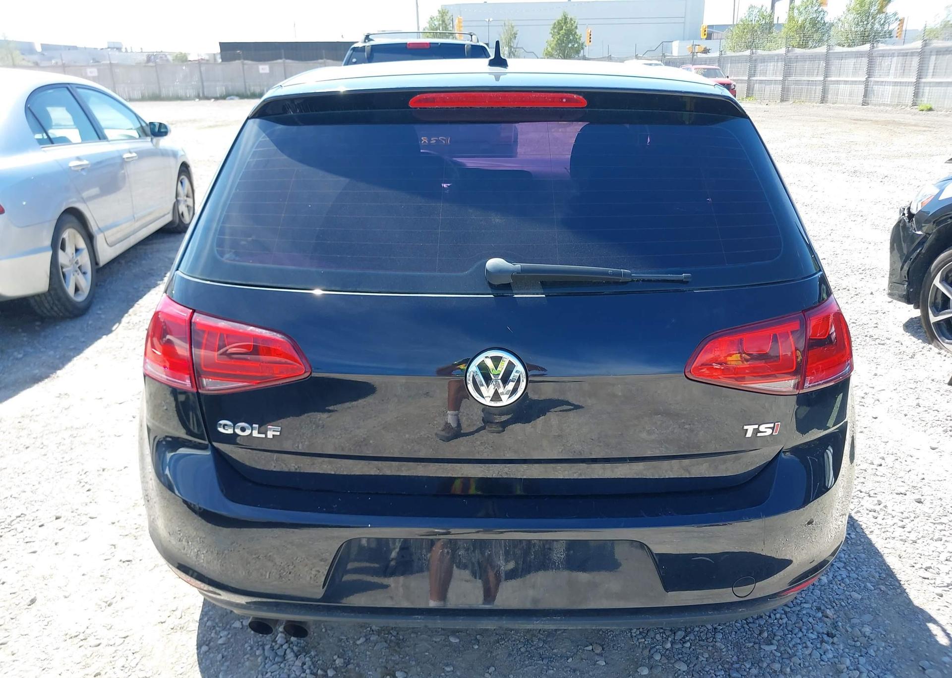 2017 VOLKSWAGEN GOLF