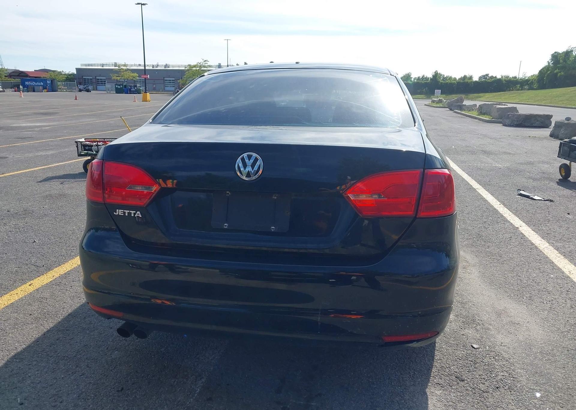 2012 VOLKSWAGEN JETTA S