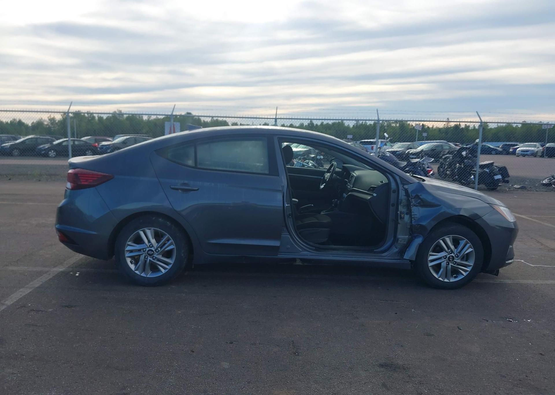 2020 HYUNDAI ELANTRA PREFERRED AUTO IVT