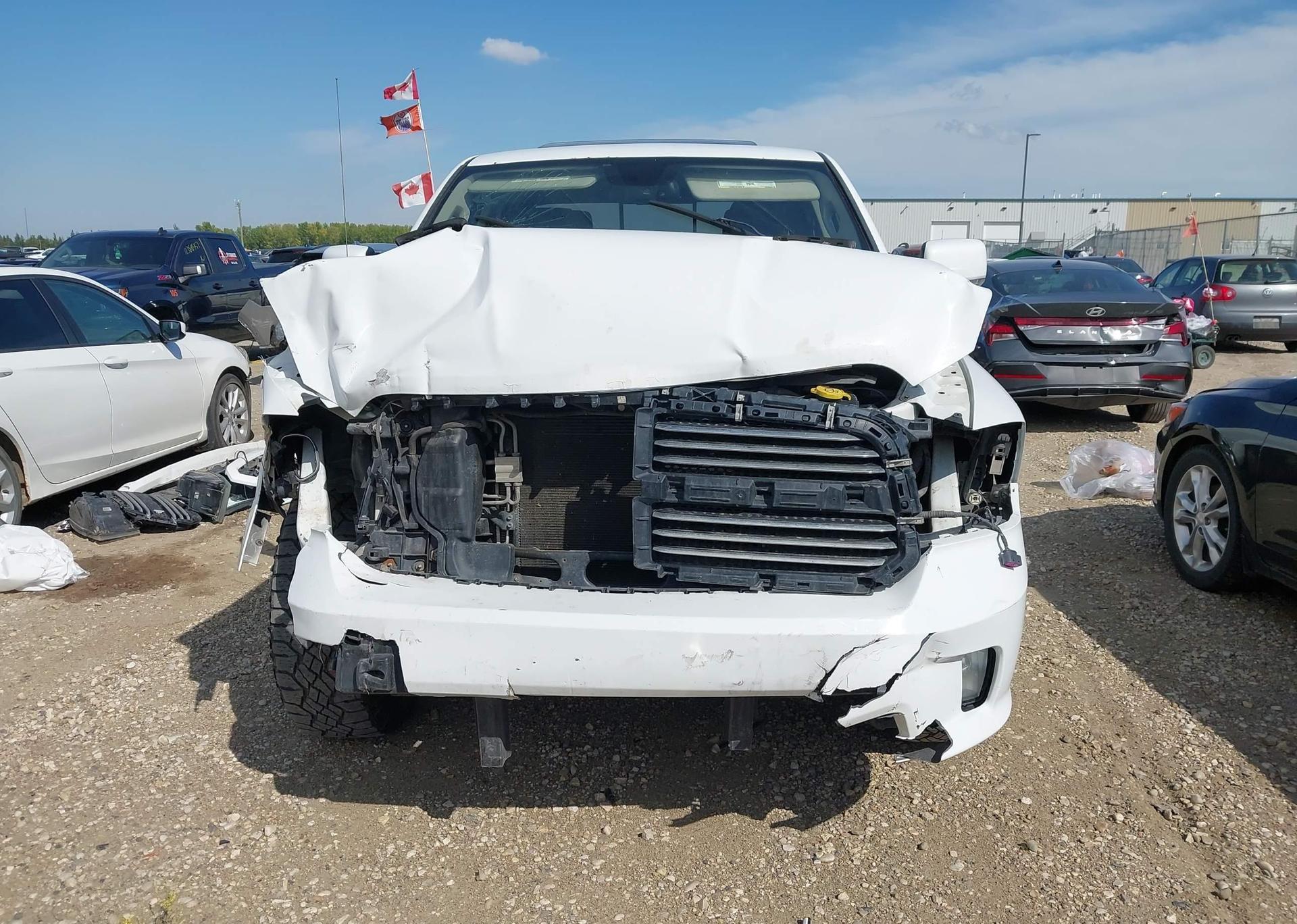 2013 RAM 1500 SPORT