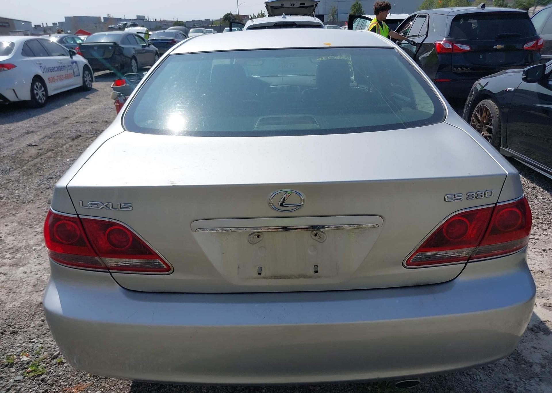 2005 LEXUS ES 330