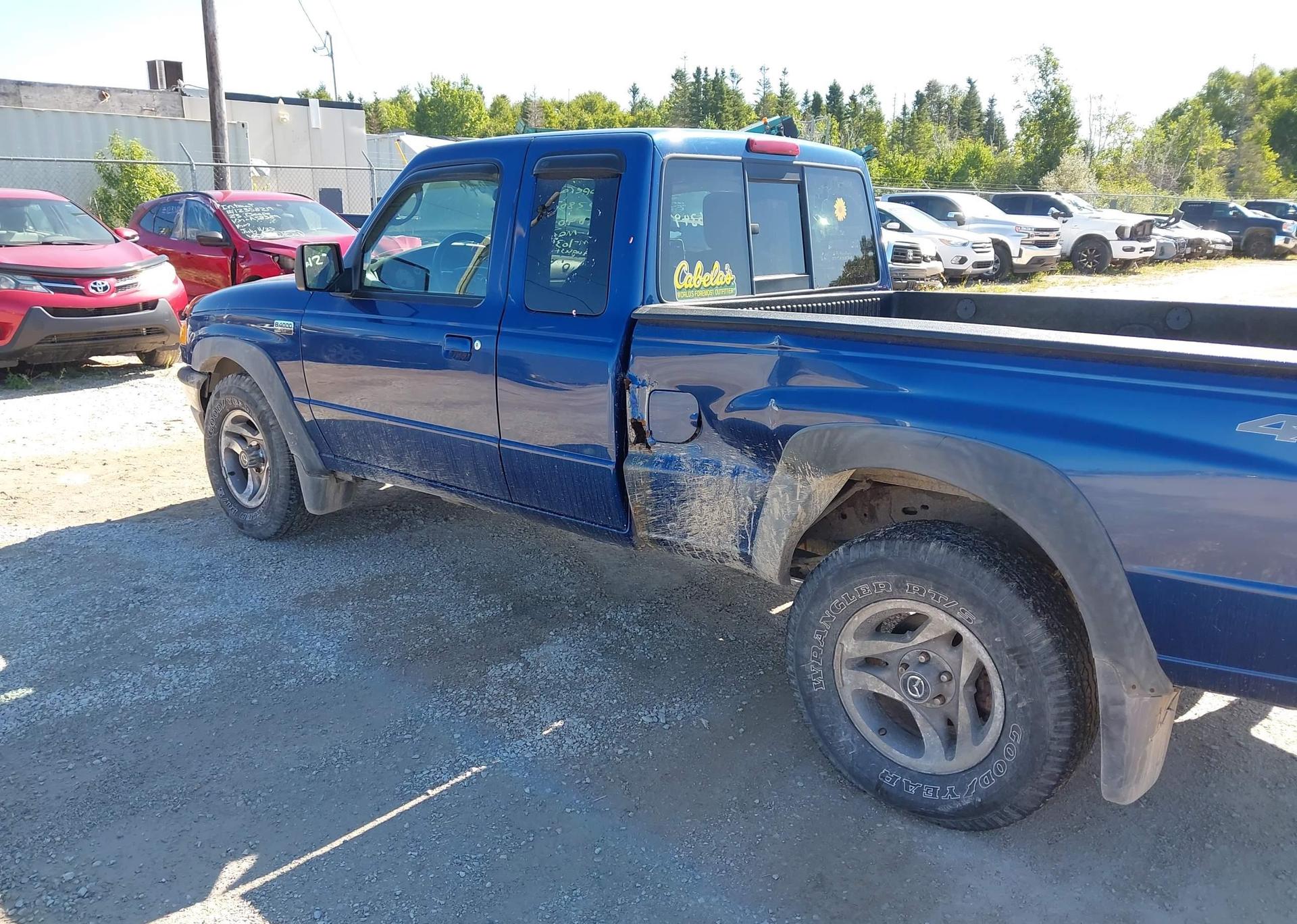 2010 MAZDA B4000 SE