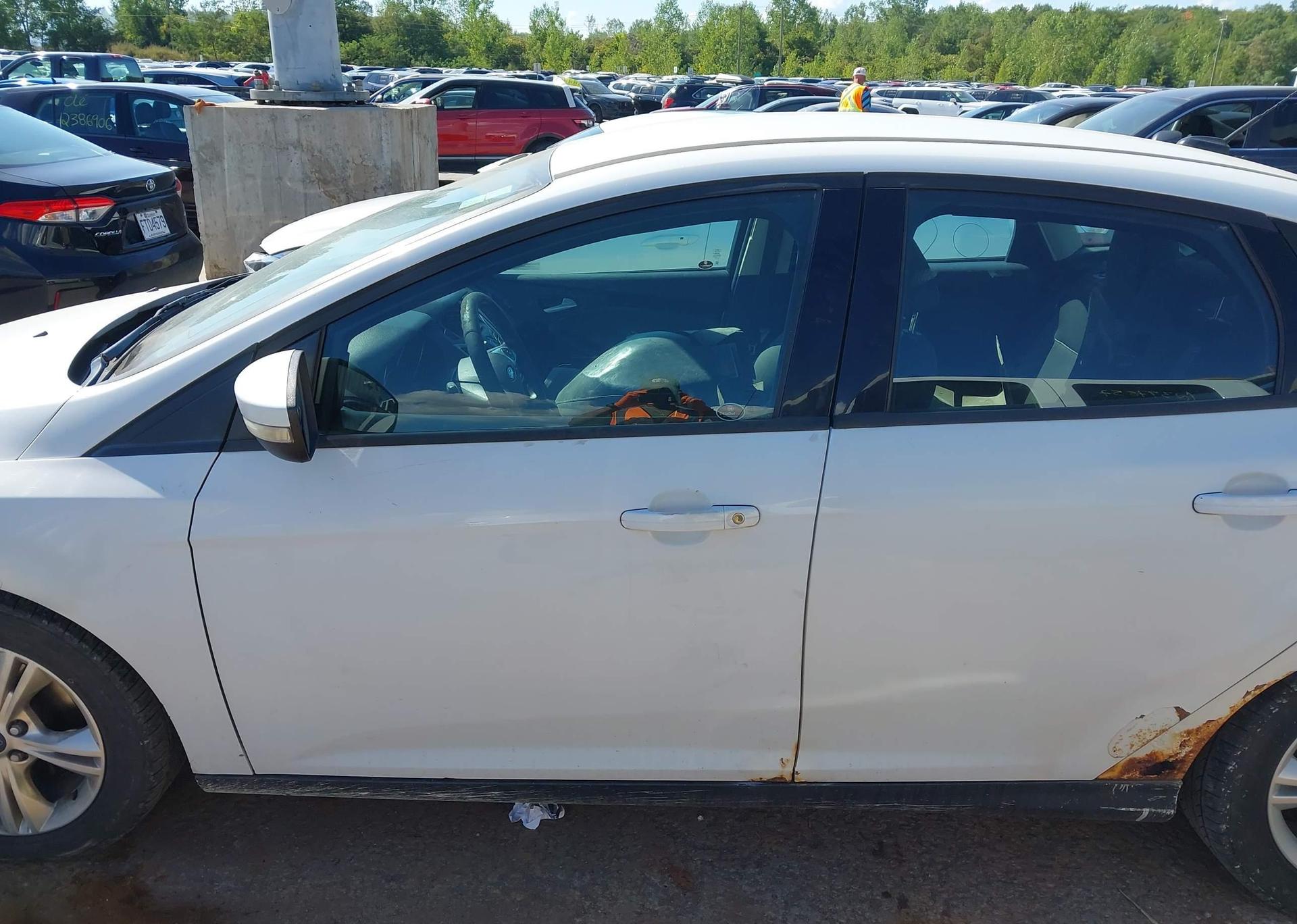 2013 FORD FOCUS SE