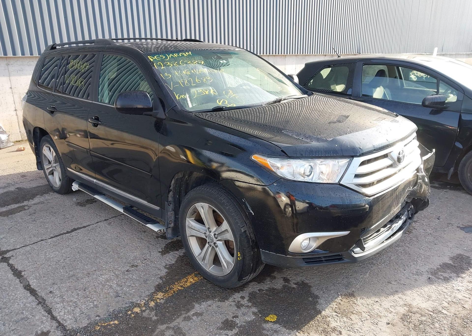 2013 TOYOTA HIGHLANDER PLUS